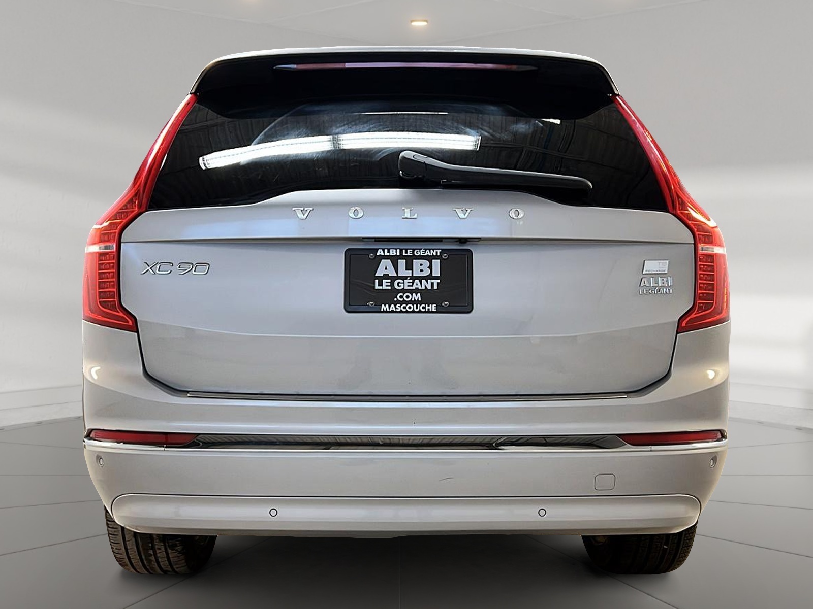 Volvo XC90 RECHARGE PLUS CUIR TOIT PANO NAV 4RM 2023 — photo 5