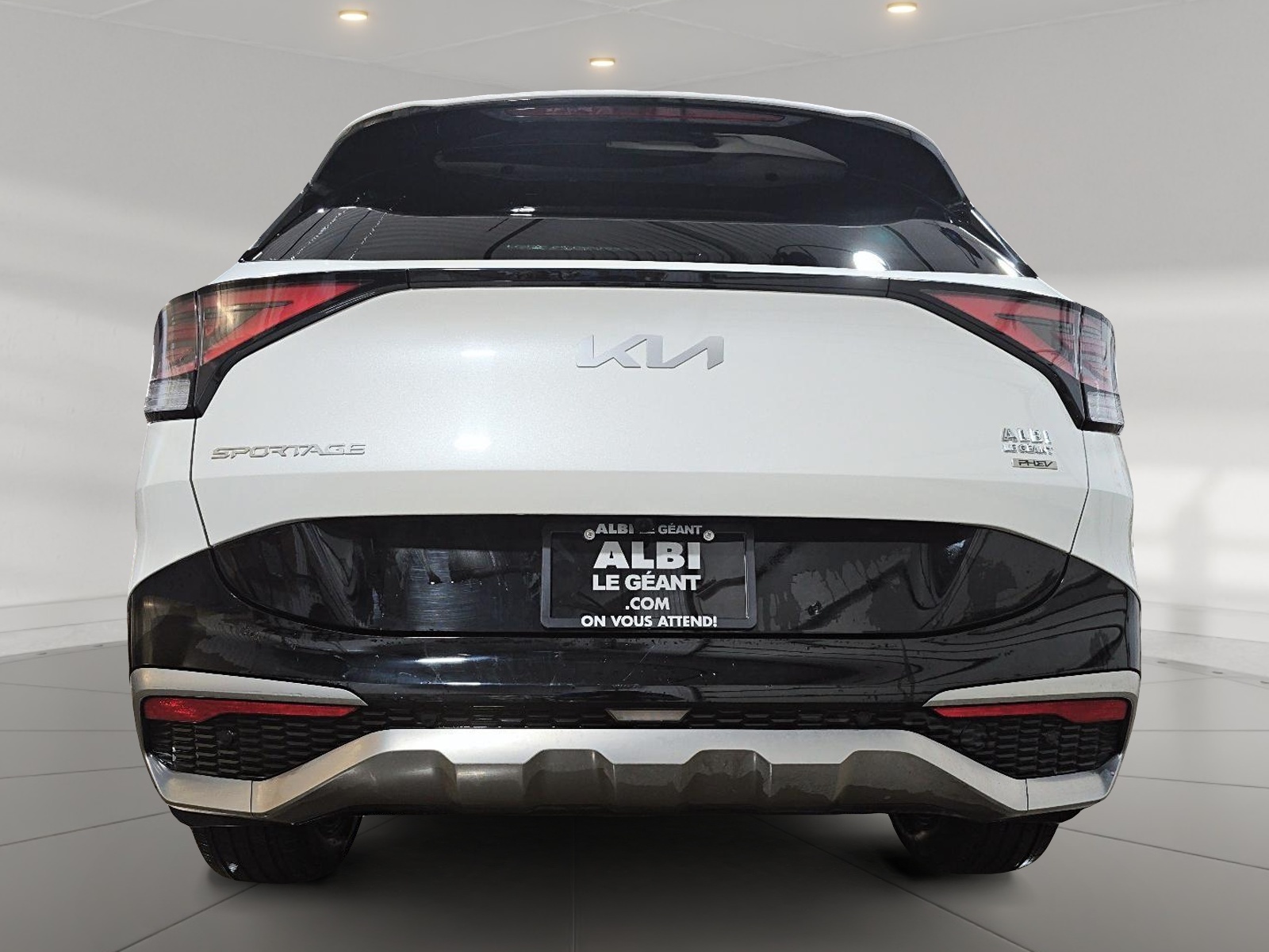 Kia Sportage SX PHEV CUIR TOIT PANO NAV 4RM 2025 — photo 5