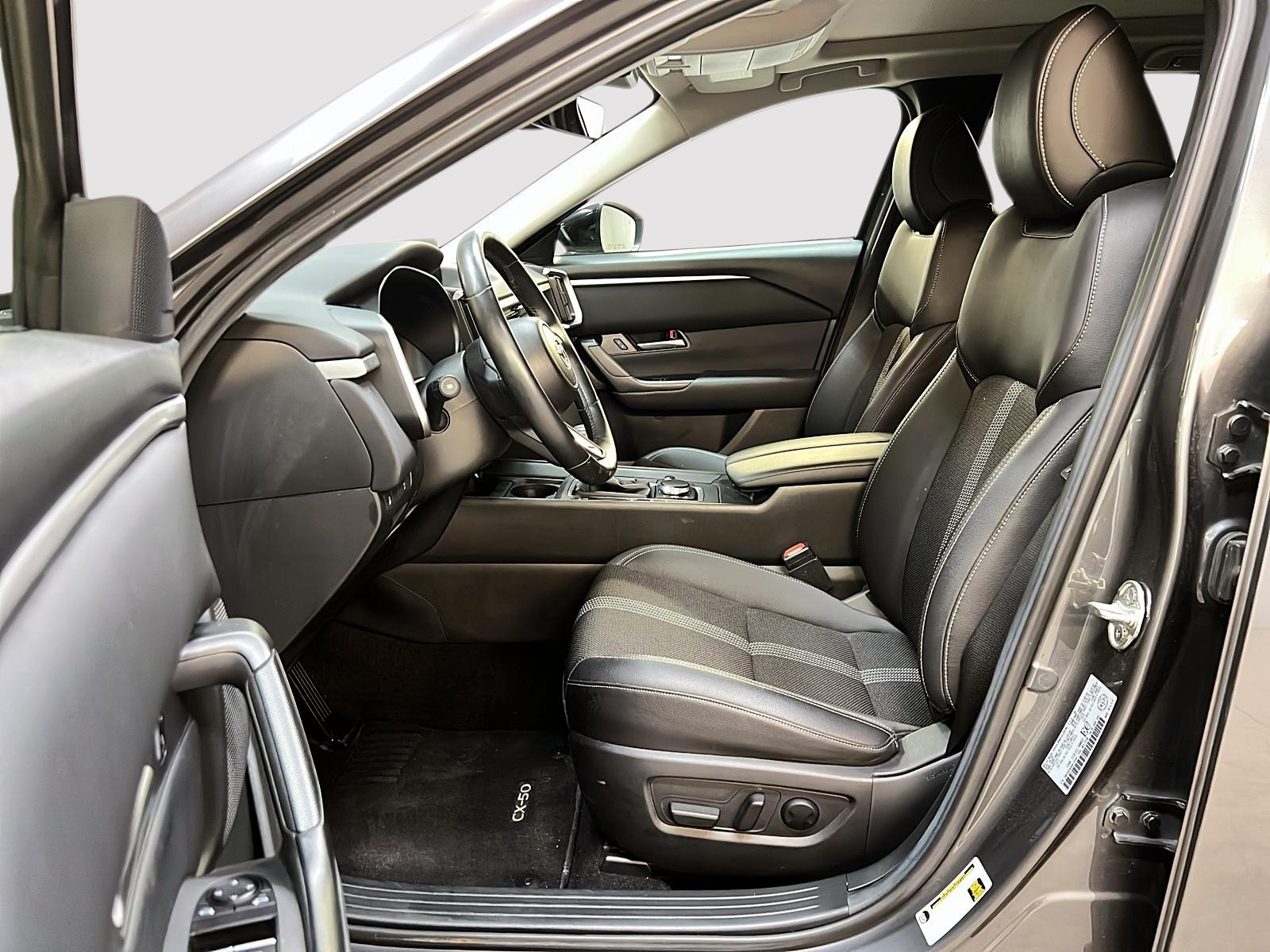 Mazda CX-50 GS-L TOIT PANO 4RM 2024 — photo 7