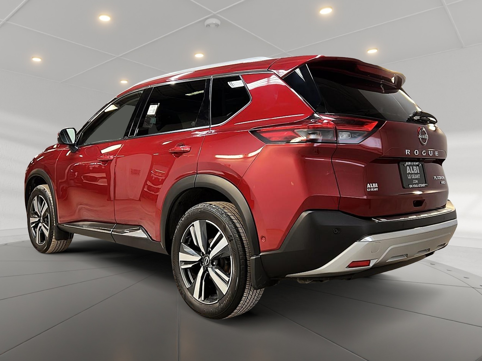 Nissan Rogue PLATINUM CUIR TOIT PANO NAV 4RM 2022 — photo 6