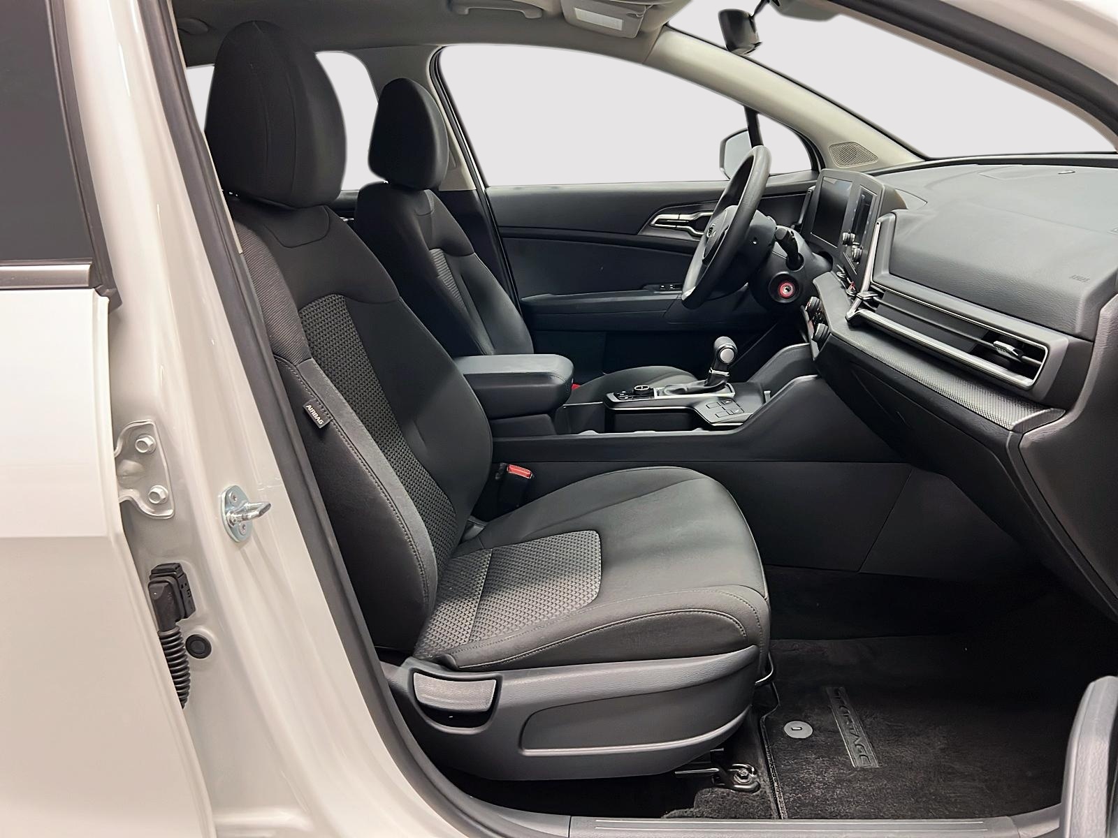 Kia Sportage LX 4RM 2024 — photo 8