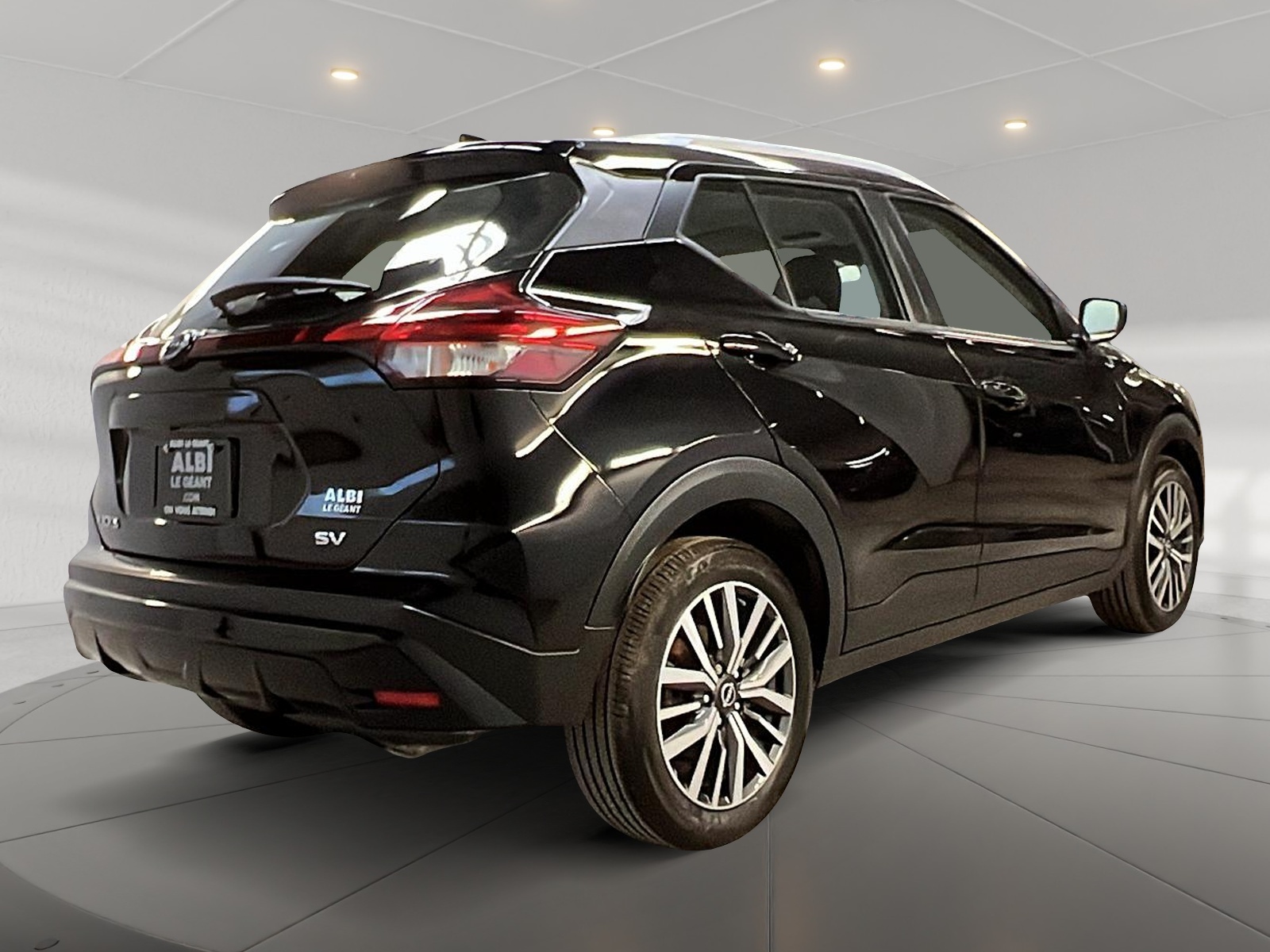 Nissan Kicks SV 2023 — photo 4