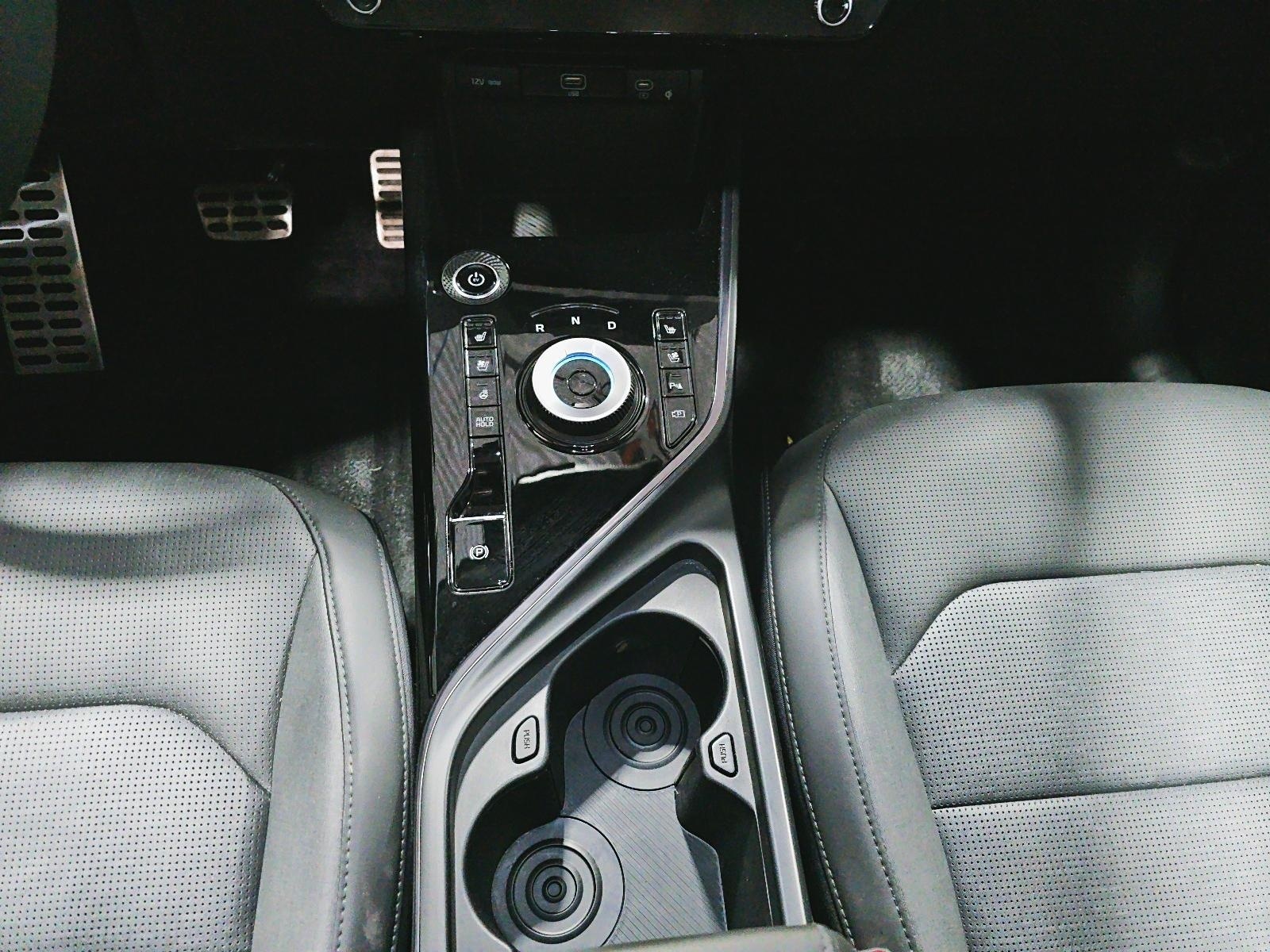 Kia NIRO EV WAVE CUIR TOIT NAV 2026 — photo 8