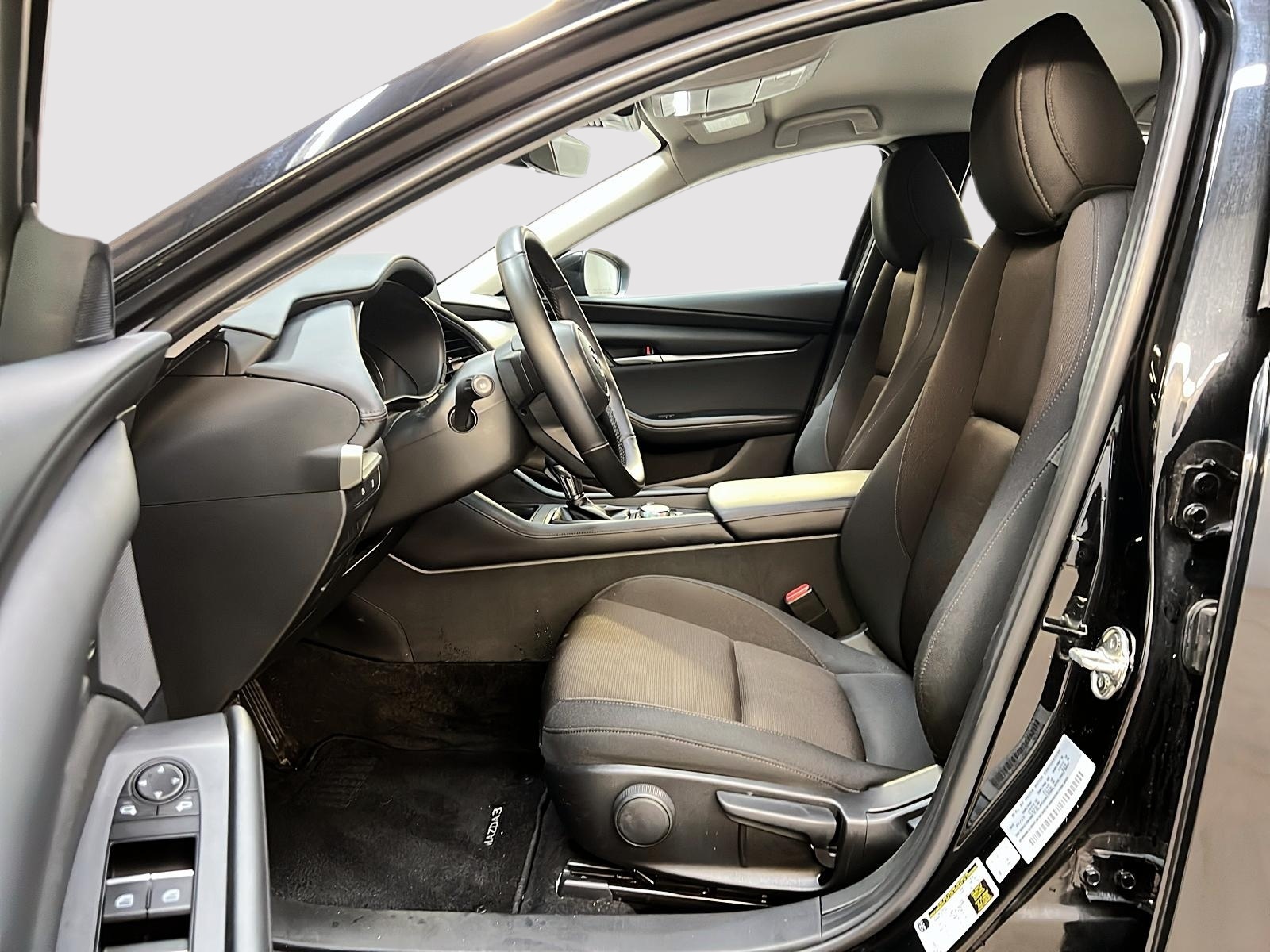 Mazda Mazda3 GS 2025 — photo 7