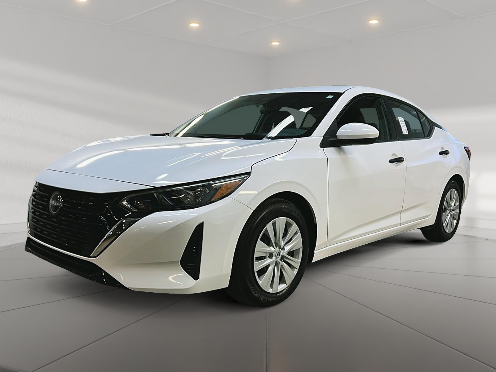 Nissan Sentra S PLUS 2024