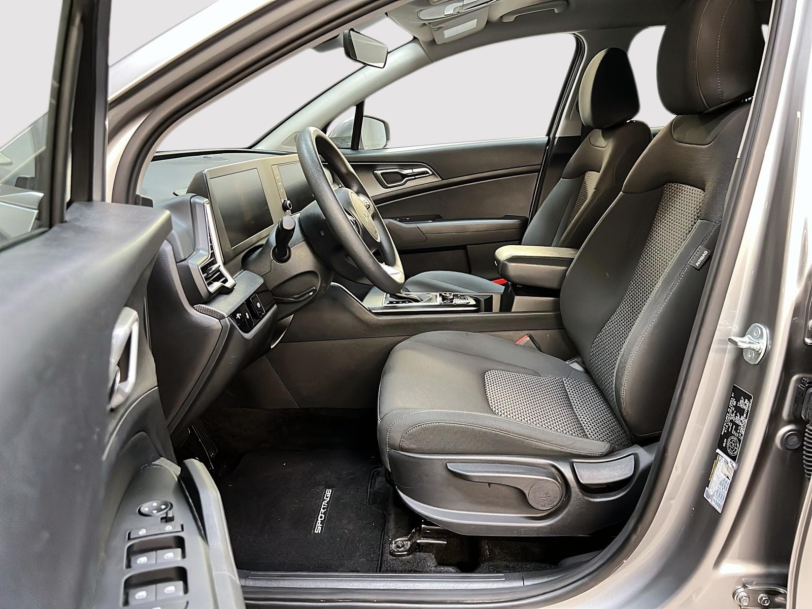 Kia Sportage LX 2024 — photo 7