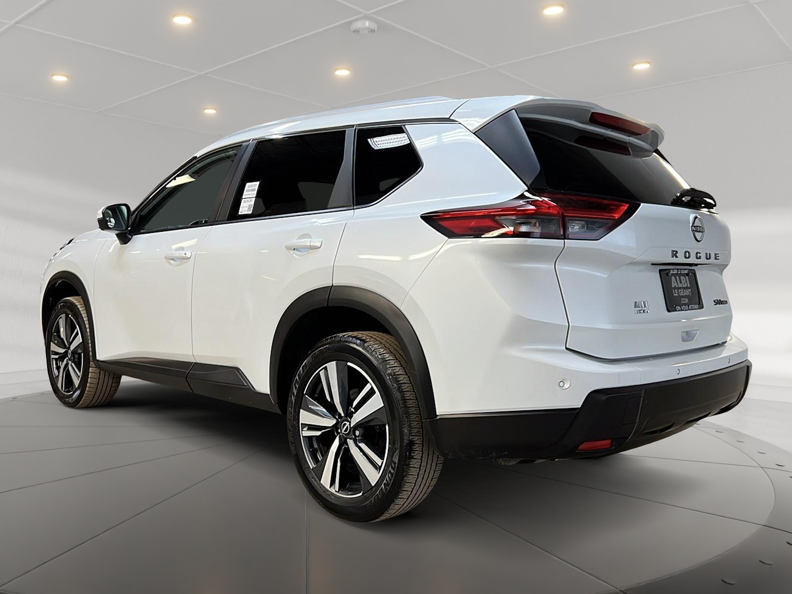 Nissan Rogue SV PREMIUM CUIR TOIT PANO 4RM 2024 — photo 6