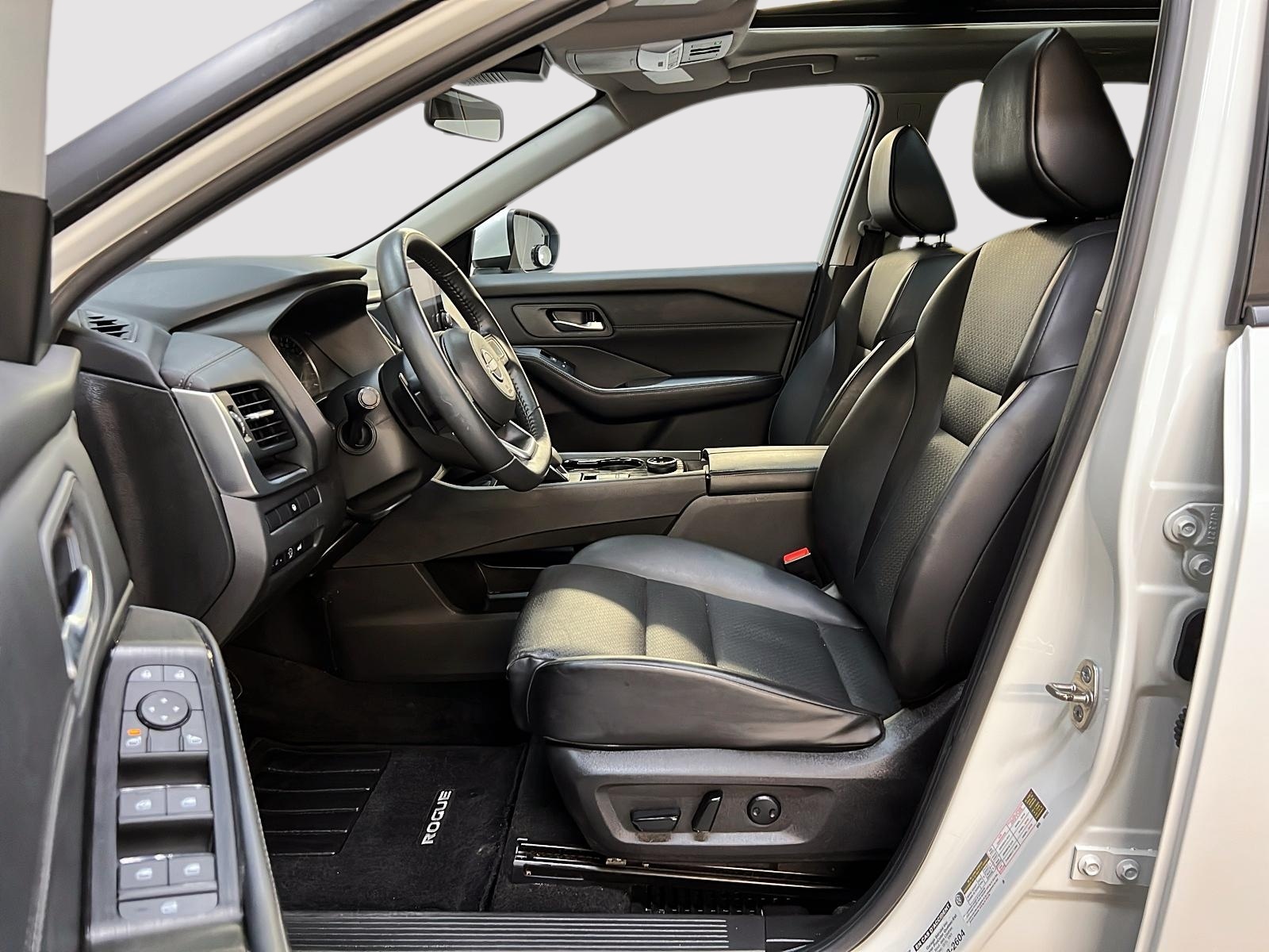 Nissan Rogue SV PREMIUM CUIR TOIT PANO 4RM 2024 — photo 7