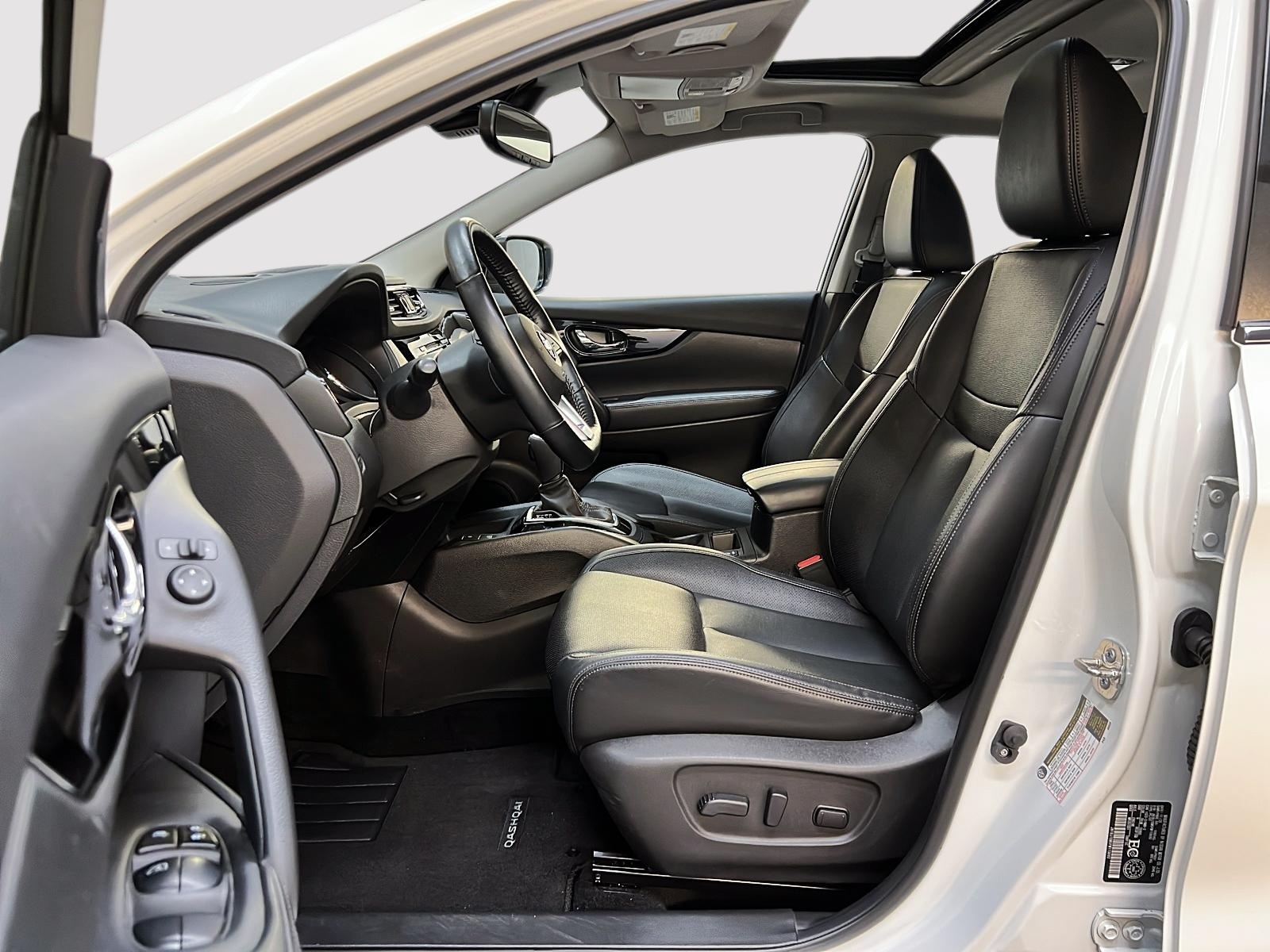 Nissan Qashqai SL PLATINUM CUIR TOIT NAV 4RM 2023 — photo 7