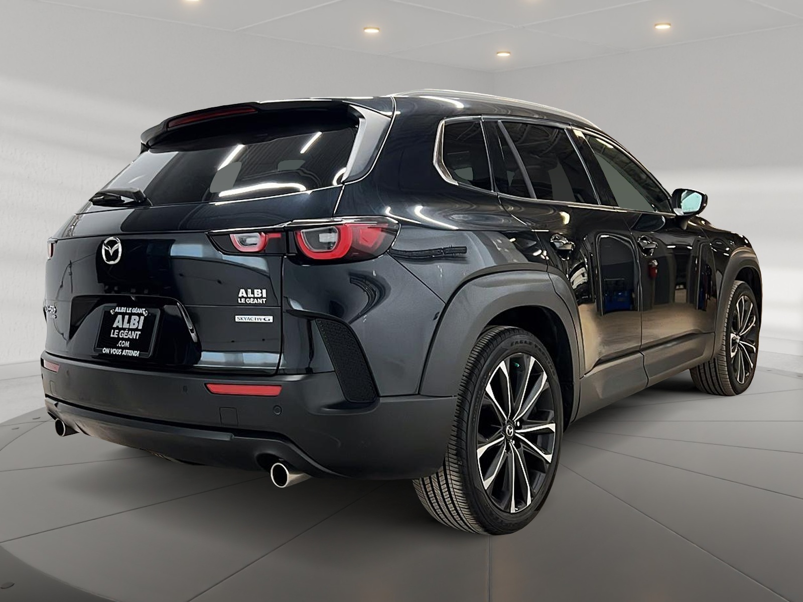 Mazda CX-50 GT CUIR TOIT PANO NAV 4RM 2024 — photo 4