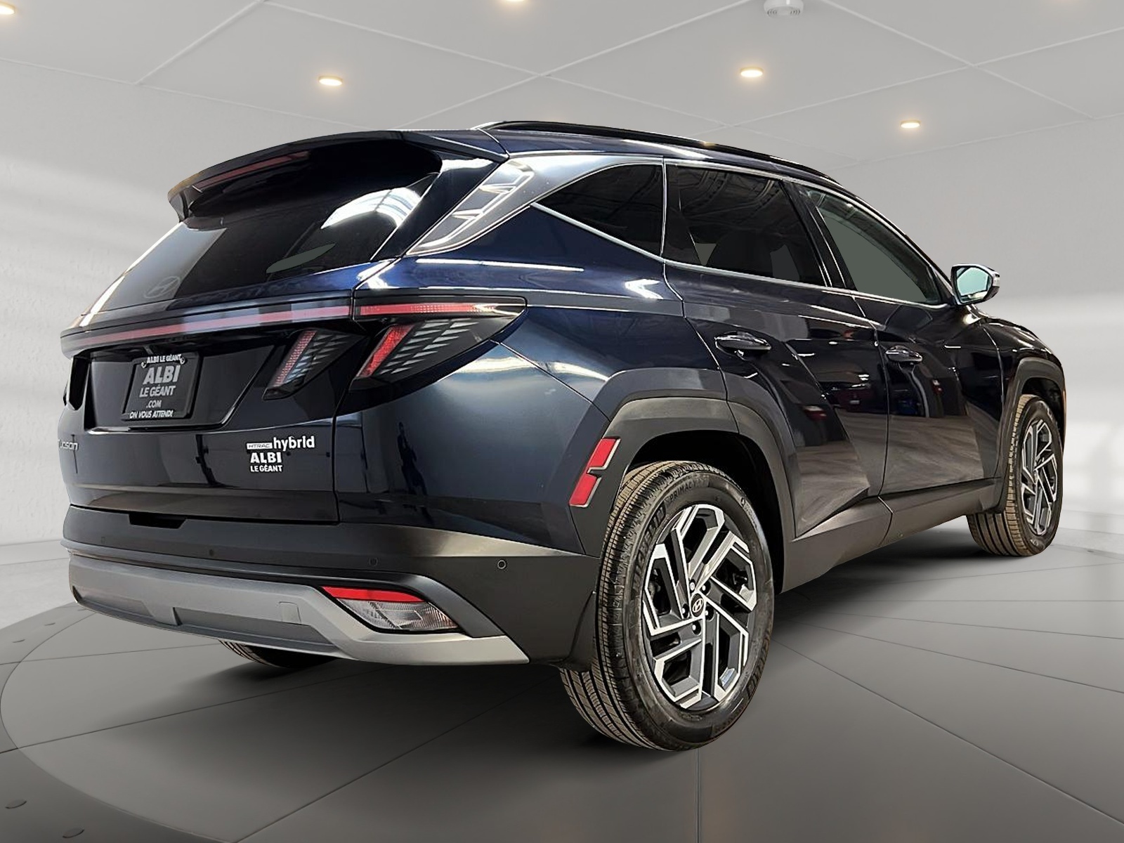 Hyundai Tucson ULTIMATE HYBRIDE CUIR TOIT PANO NAV 4RM 2025 — photo 4