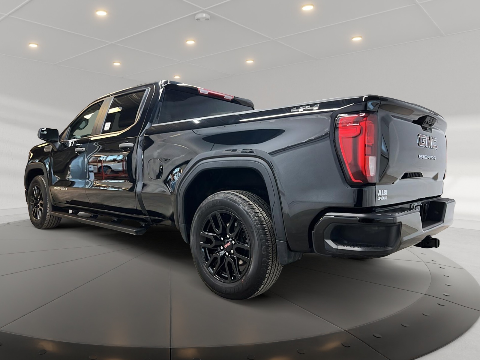 GMC Sierra 1500 EDITION GRAPHITE CREW CAB 4X4 2023 — photo 6