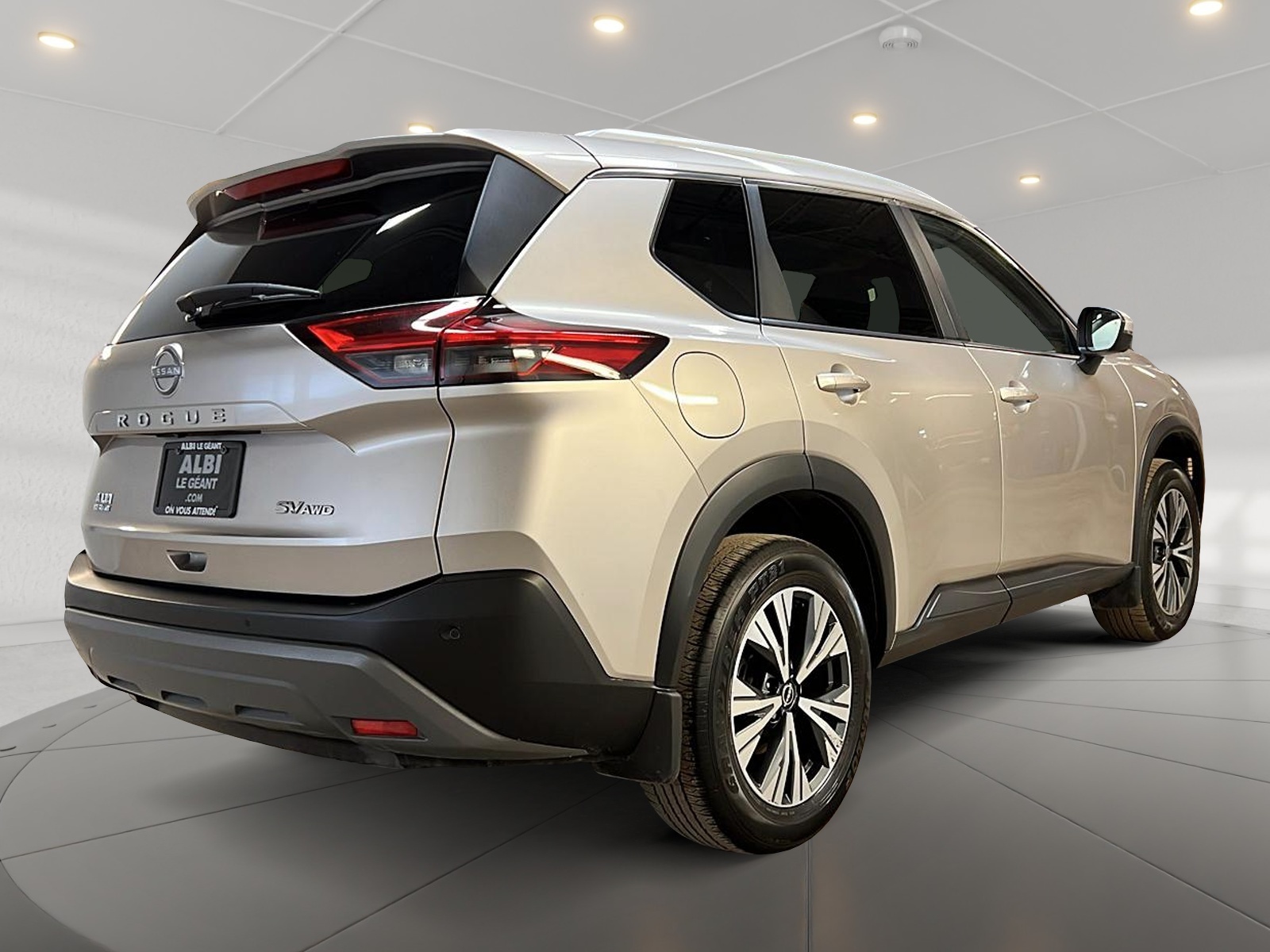 Nissan Rogue SV TOIT PANO 4RM 2023 — photo 4
