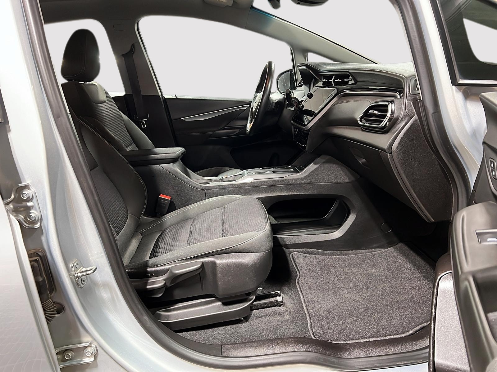 Chevrolet Bolt EV 1LT 2023 — photo 8