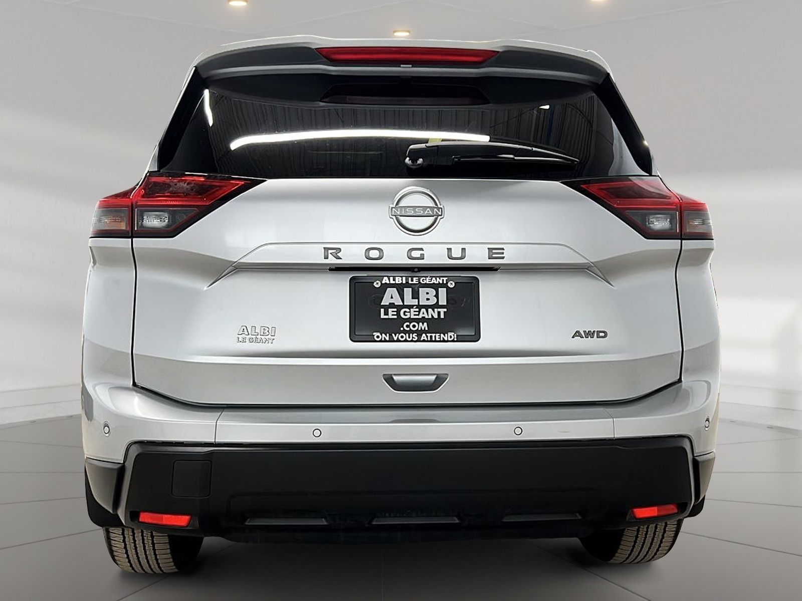 Nissan Rogue SV TOIT PANO 4RM 2025 — photo 5