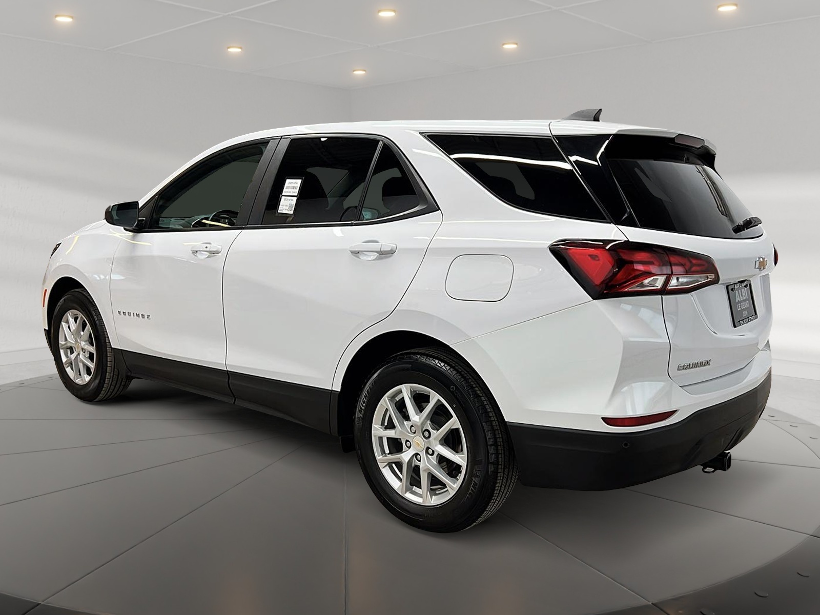 Chevrolet Equinox LS 2024 — photo 6