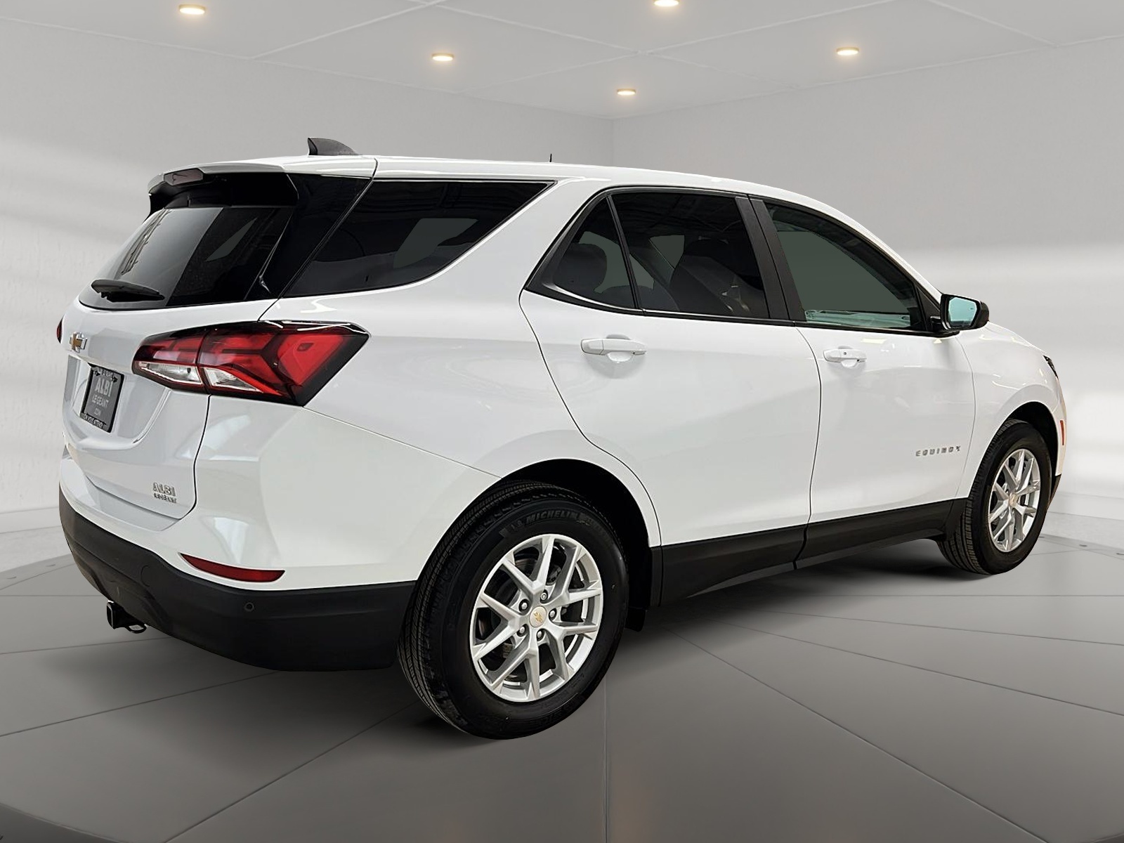 Chevrolet Equinox LS 2024 — photo 4