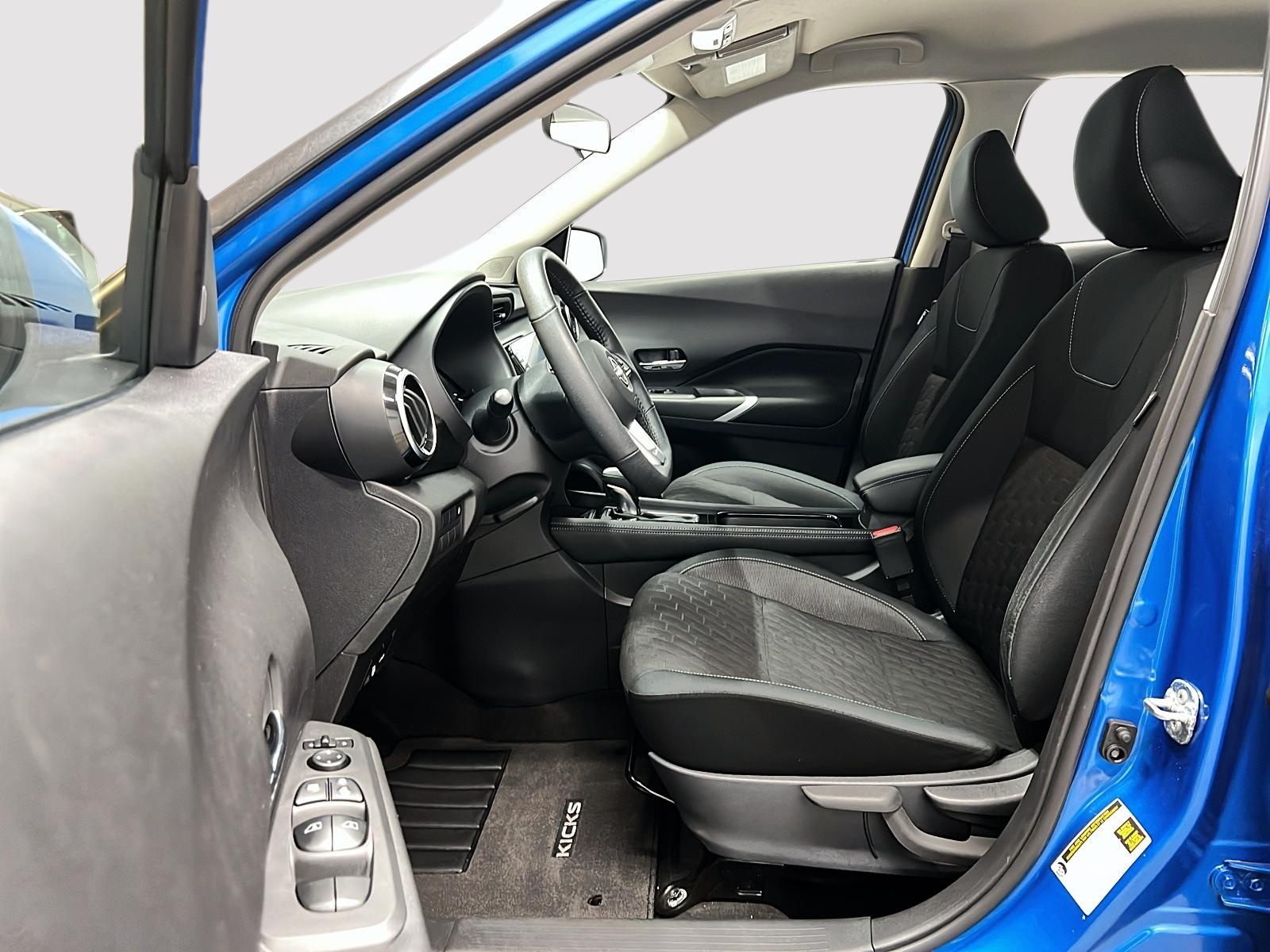 Nissan Kicks SV SPECIAL EDITION 2023 — photo 7