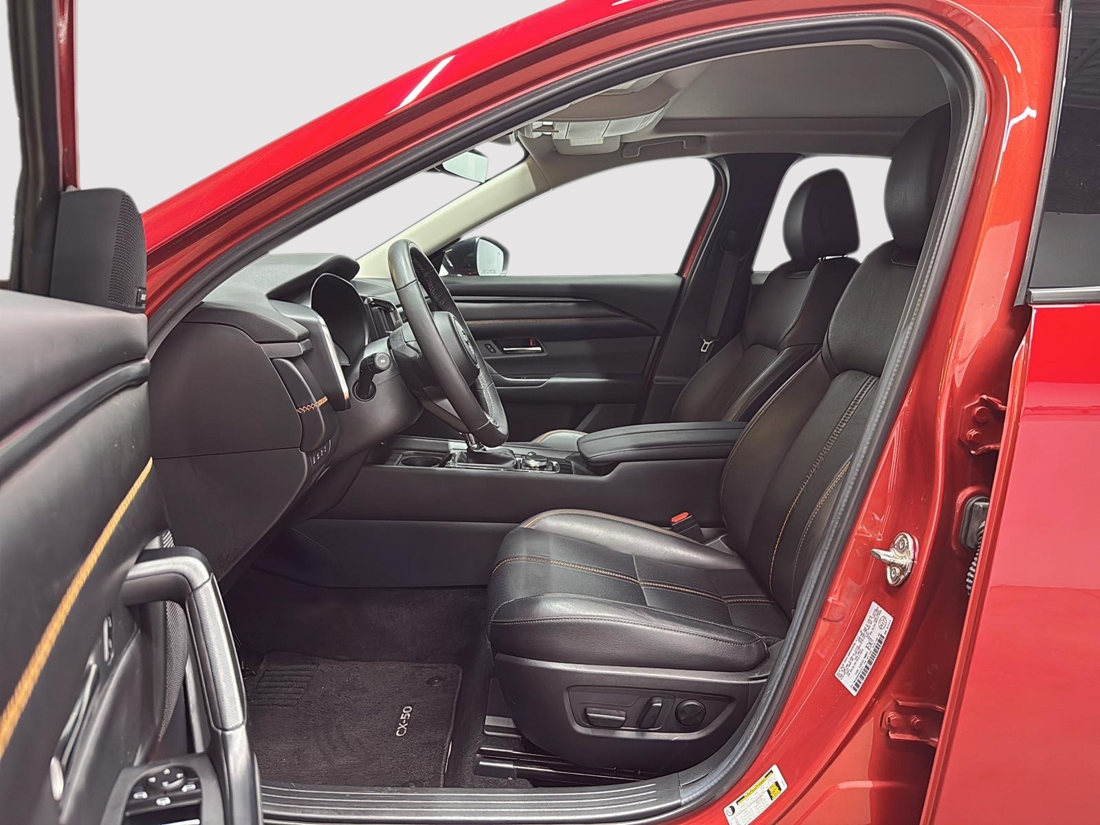Mazda CX-50 GT CUIR TOIT PANO NAV 4RM 2024 — photo 7