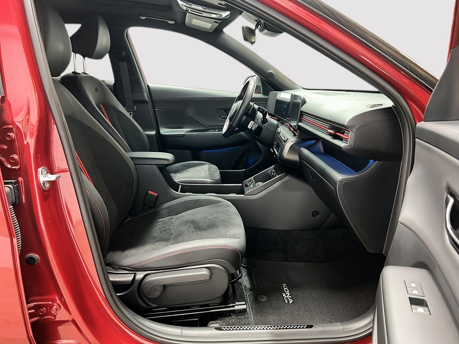 Hyundai Kona N-LINE 1.6T TOIT 4RM 2026 — photo 8