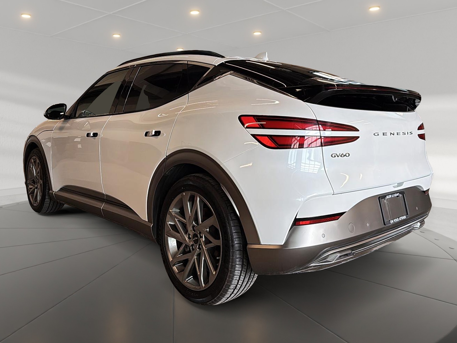 Genesis GV60 ADVANCED CUIR TOIT PANO NAV 4RM 2024 — photo 6