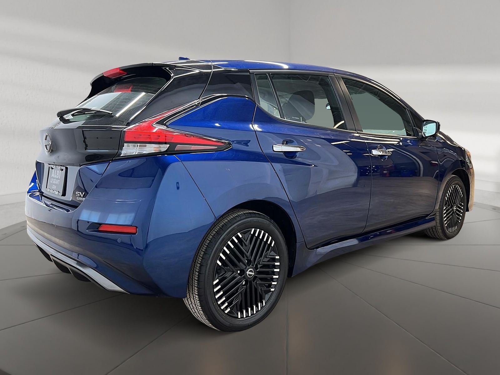 Nissan Leaf SV PLUS NAV 2024 — photo 4
