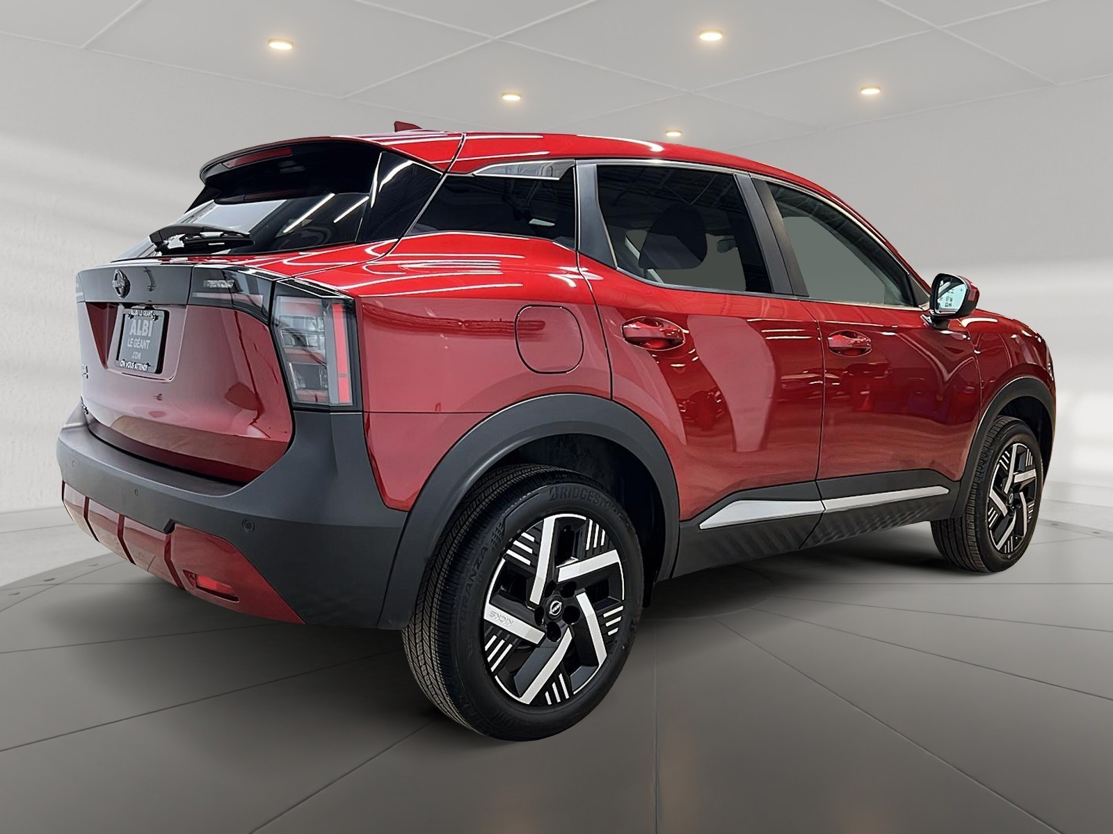 Nissan Kicks SV 2025 — photo 4