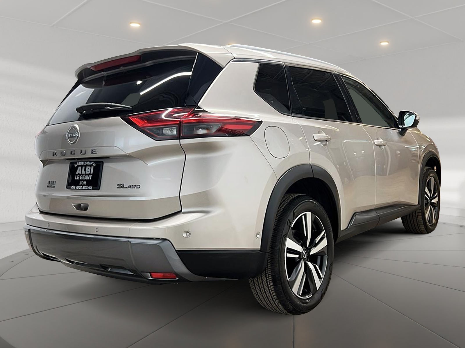 Nissan Rogue SL CUIR TOIT PANO NAV 4RM 2024 — photo 4