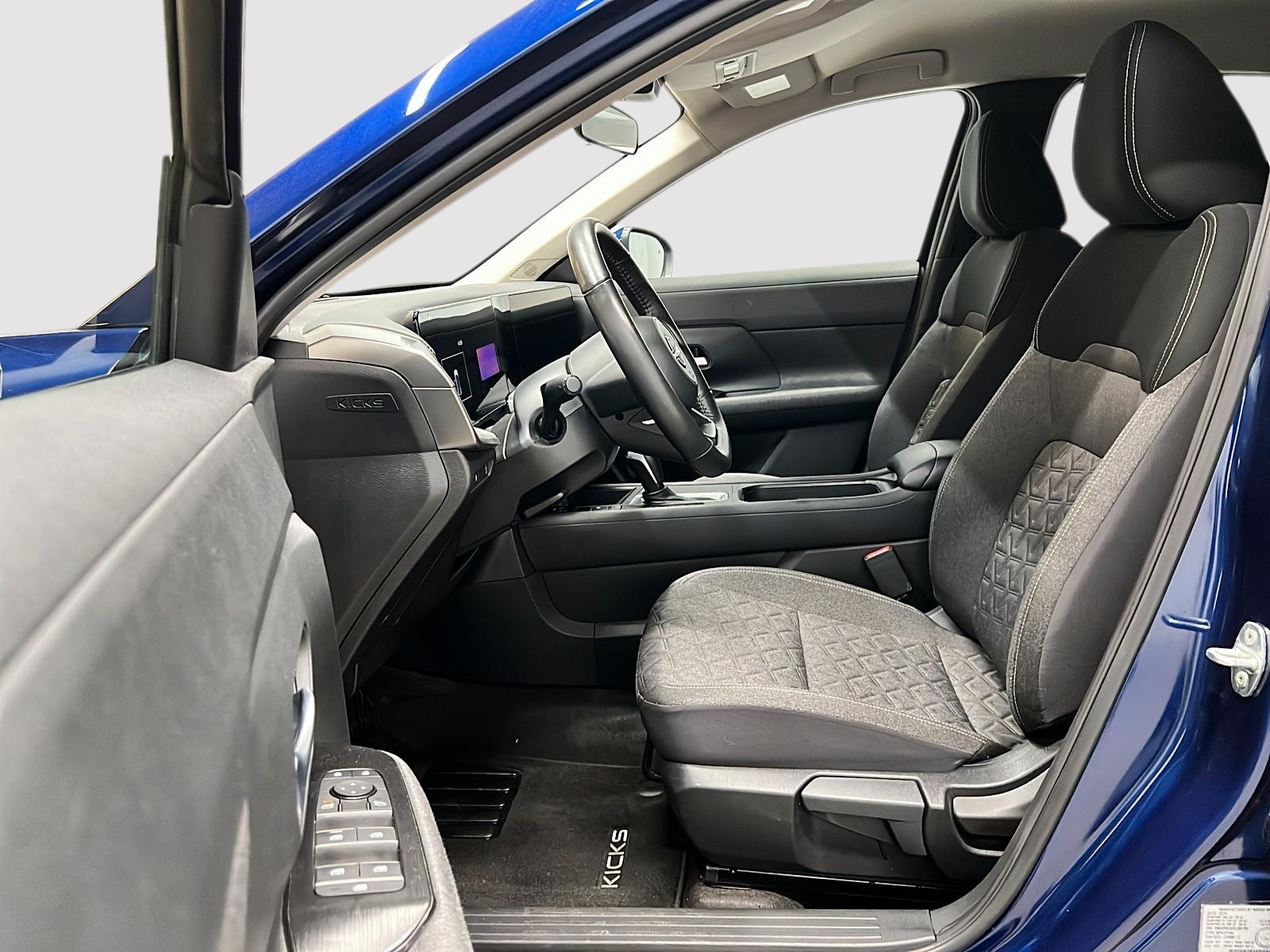 Nissan Kicks SV 2025 — photo 7
