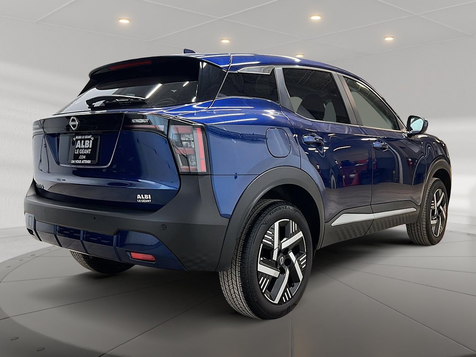 Nissan Kicks SV 2025 — photo 4