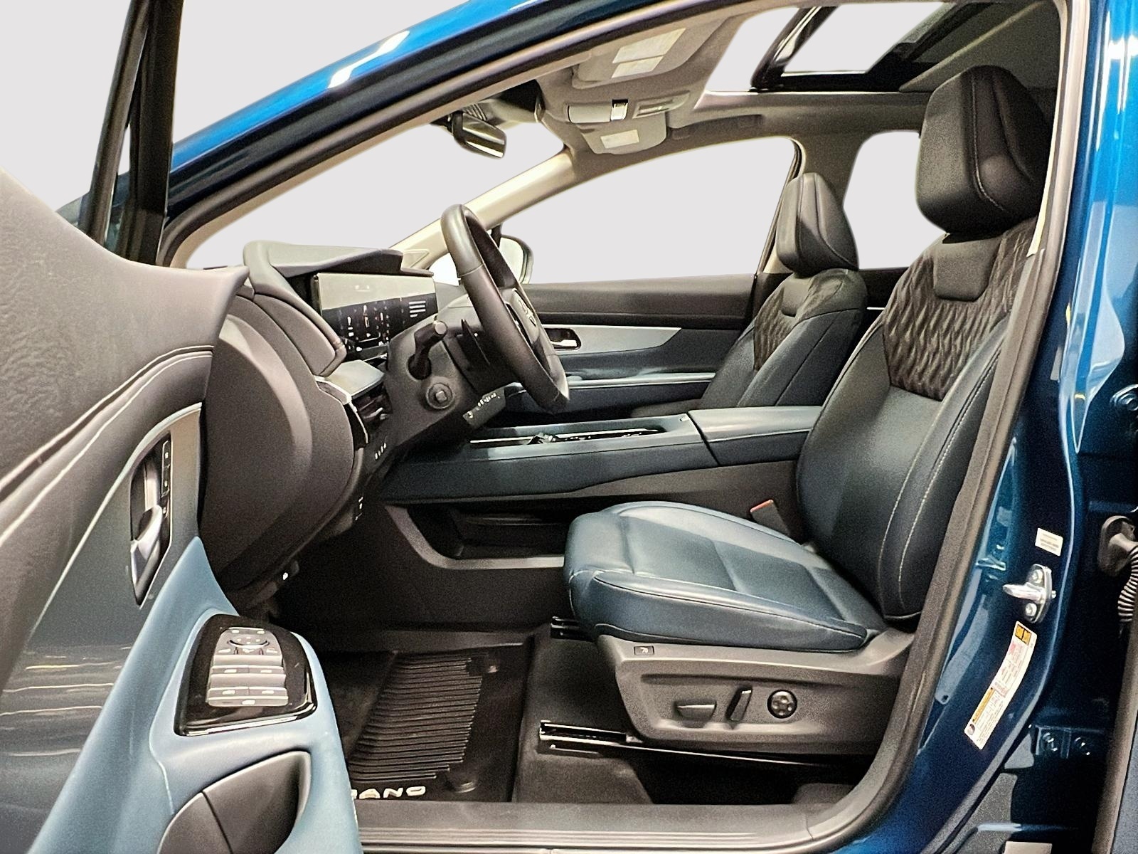Nissan Murano PLATINUM CUIR TOIT PANO NAV 4RM 2025 — photo 7