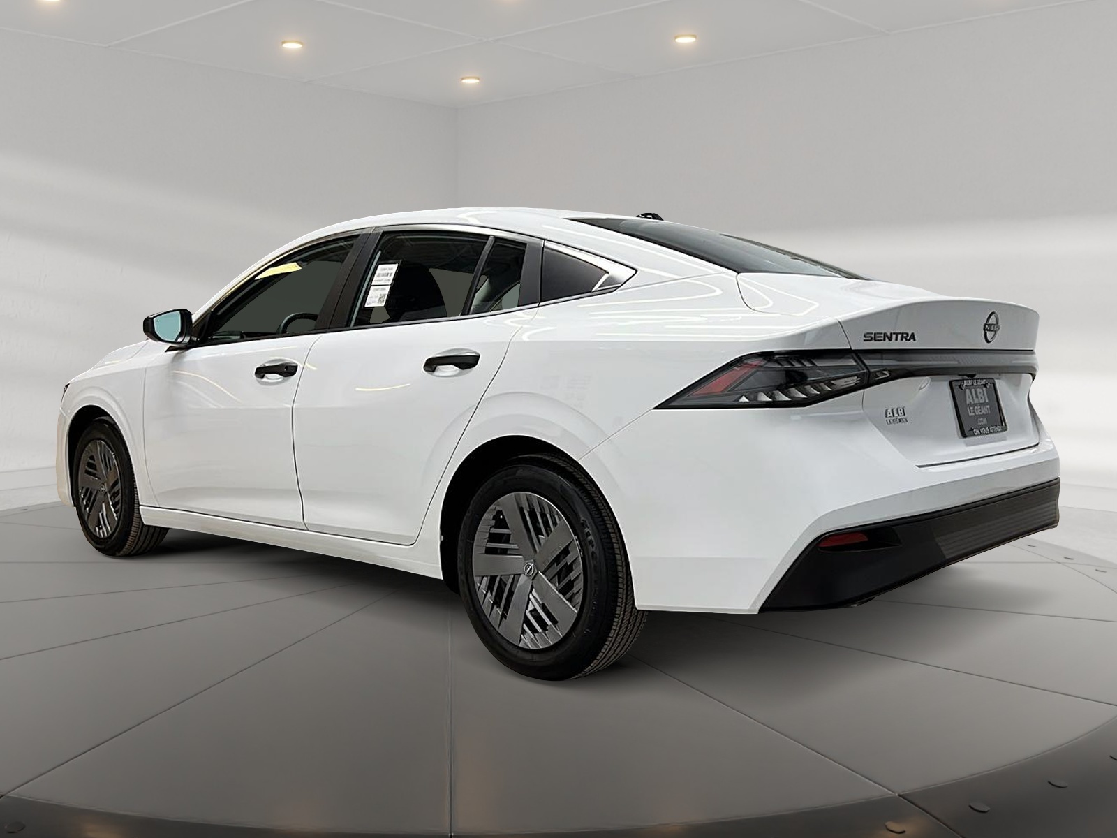 Nissan Sentra S 2026 — photo 6