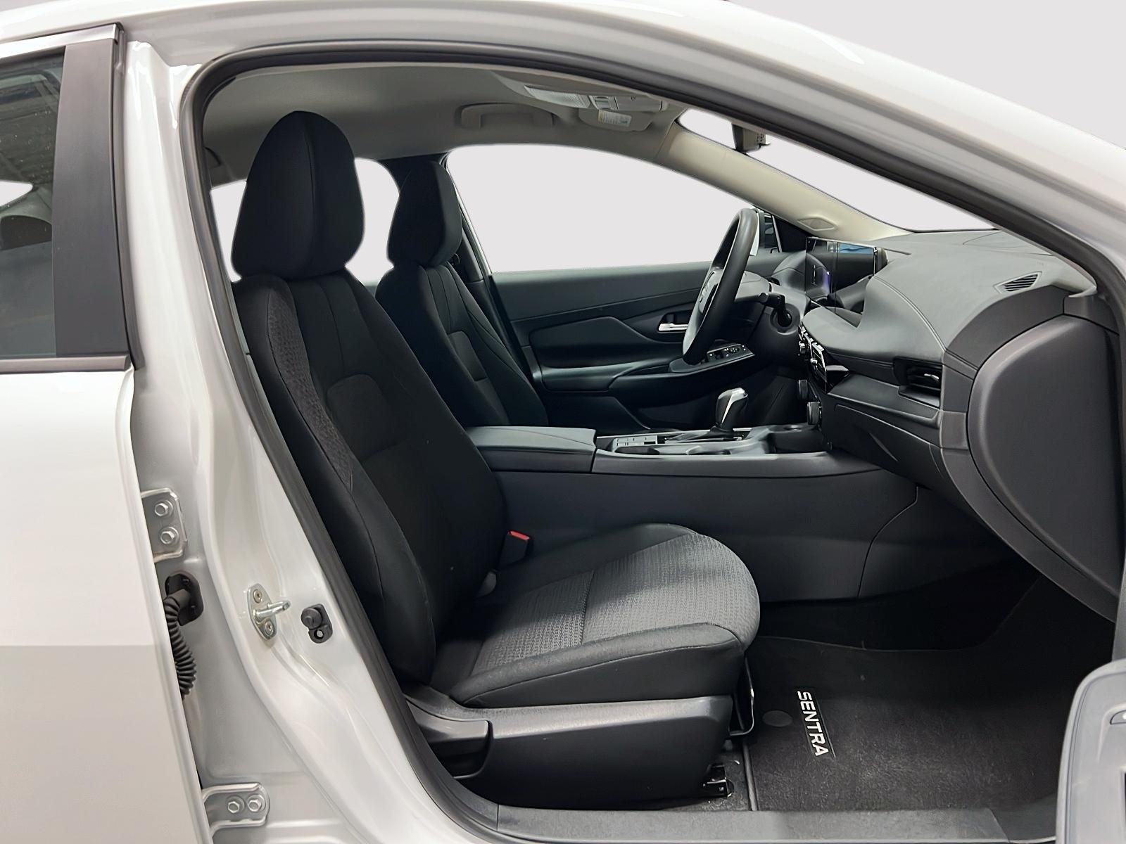 Nissan Sentra S 2026 — photo 8