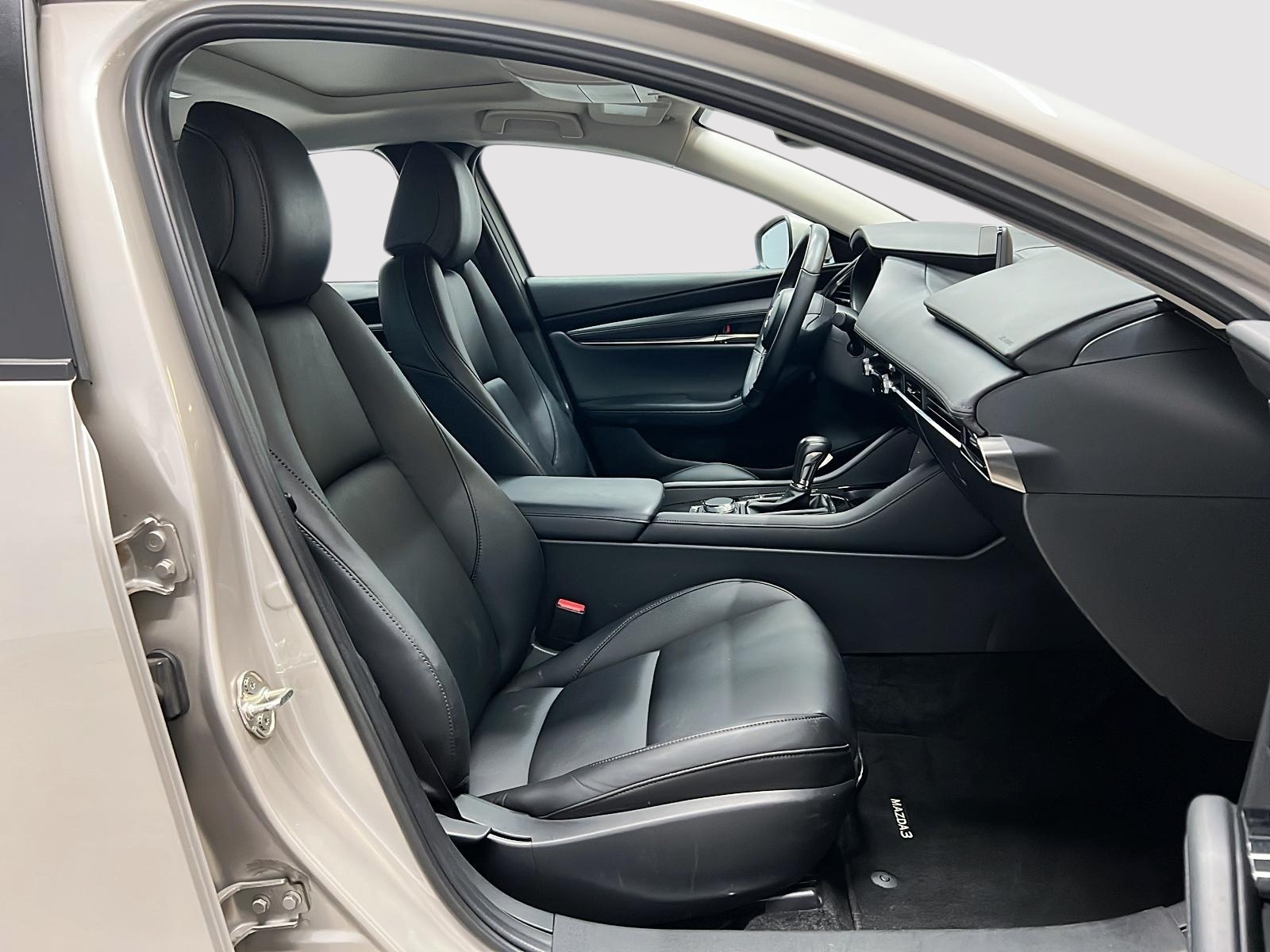 Mazda Mazda3 GS GR LUXE 4RM 2024 — photo 8