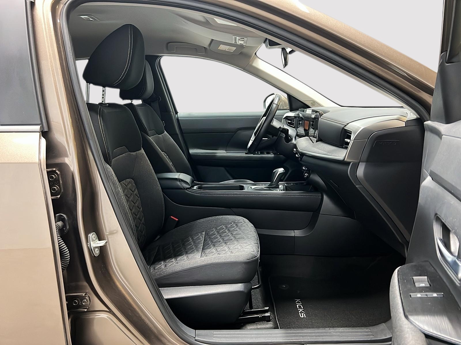 Nissan Kicks SV 4RM 2025 — photo 8