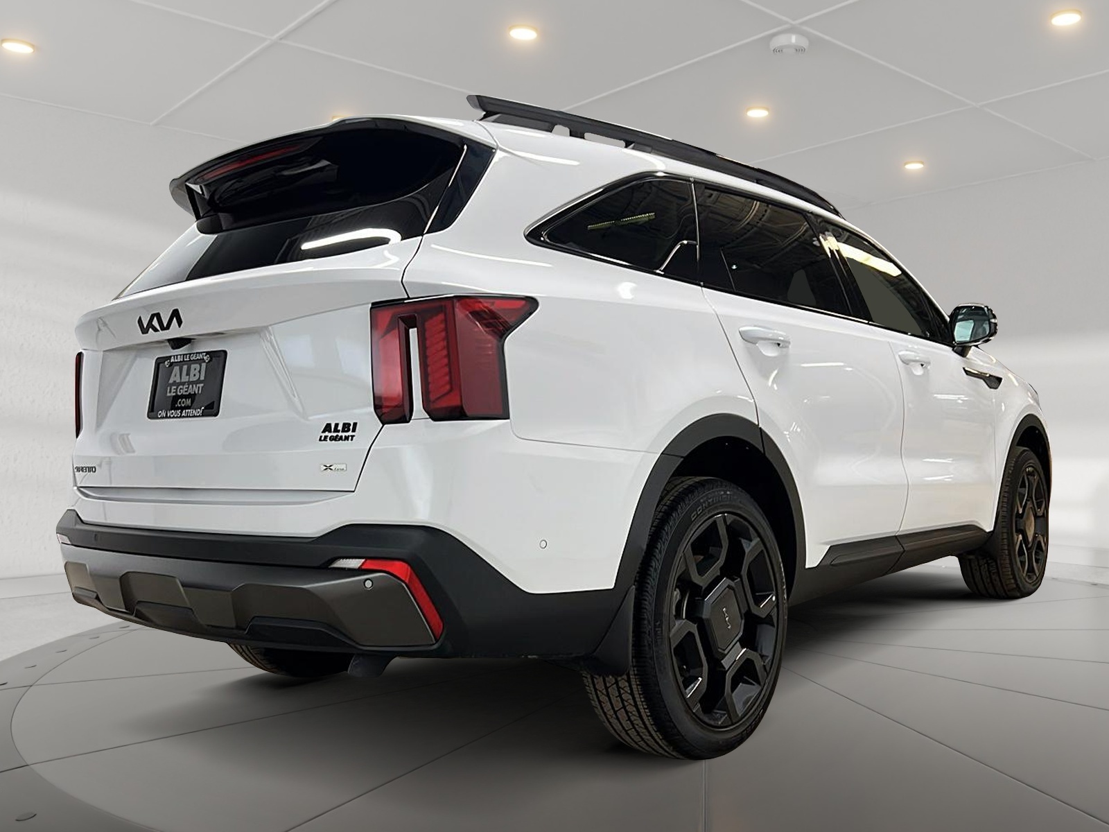 Kia Sorento X-LINE LIMITED CUIR TOIT PANO NAV 4RM 2025 — photo 4