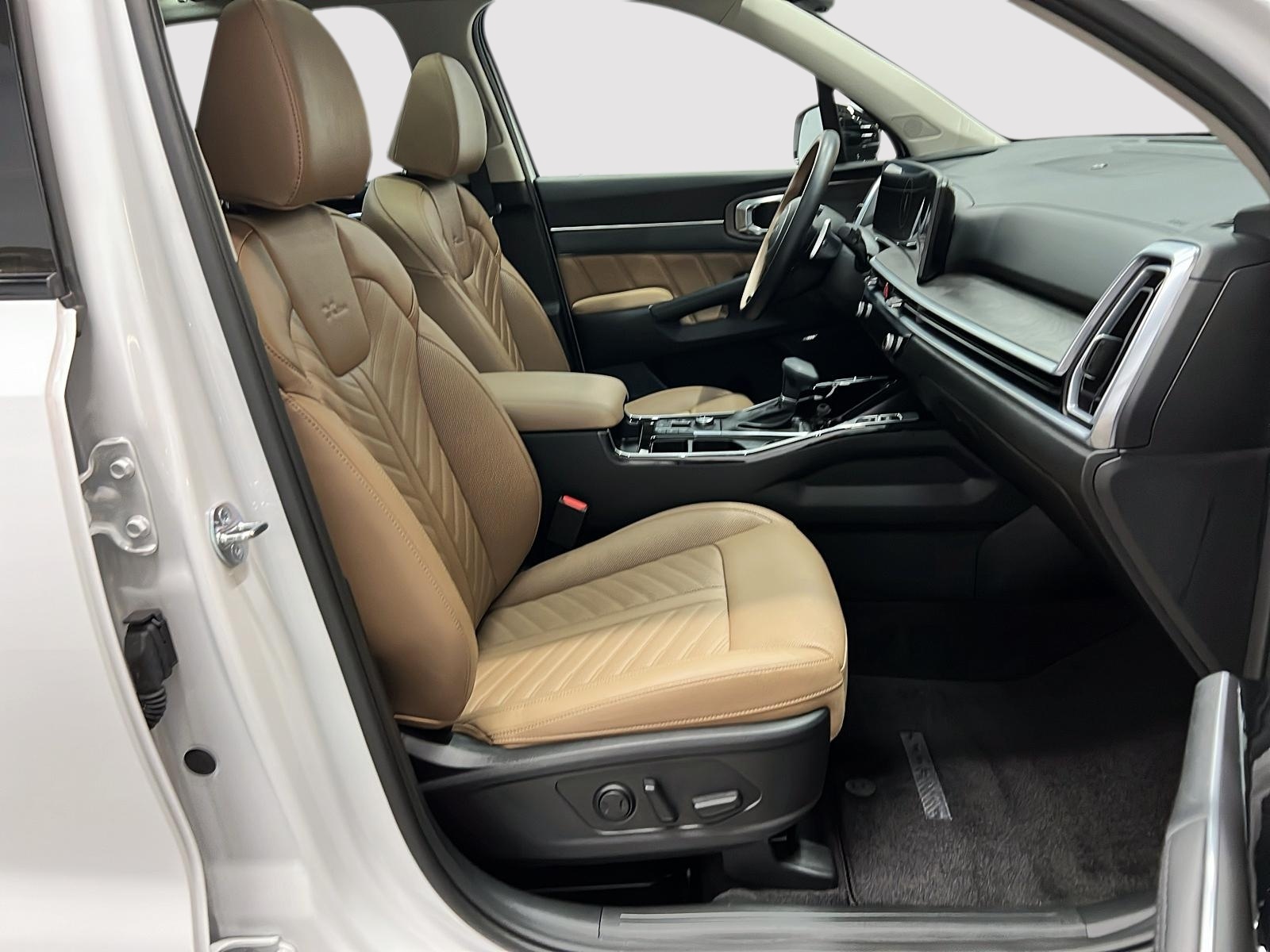Kia Sorento X-LINE LIMITED CUIR TOIT PANO NAV 4RM 2025 — photo 8