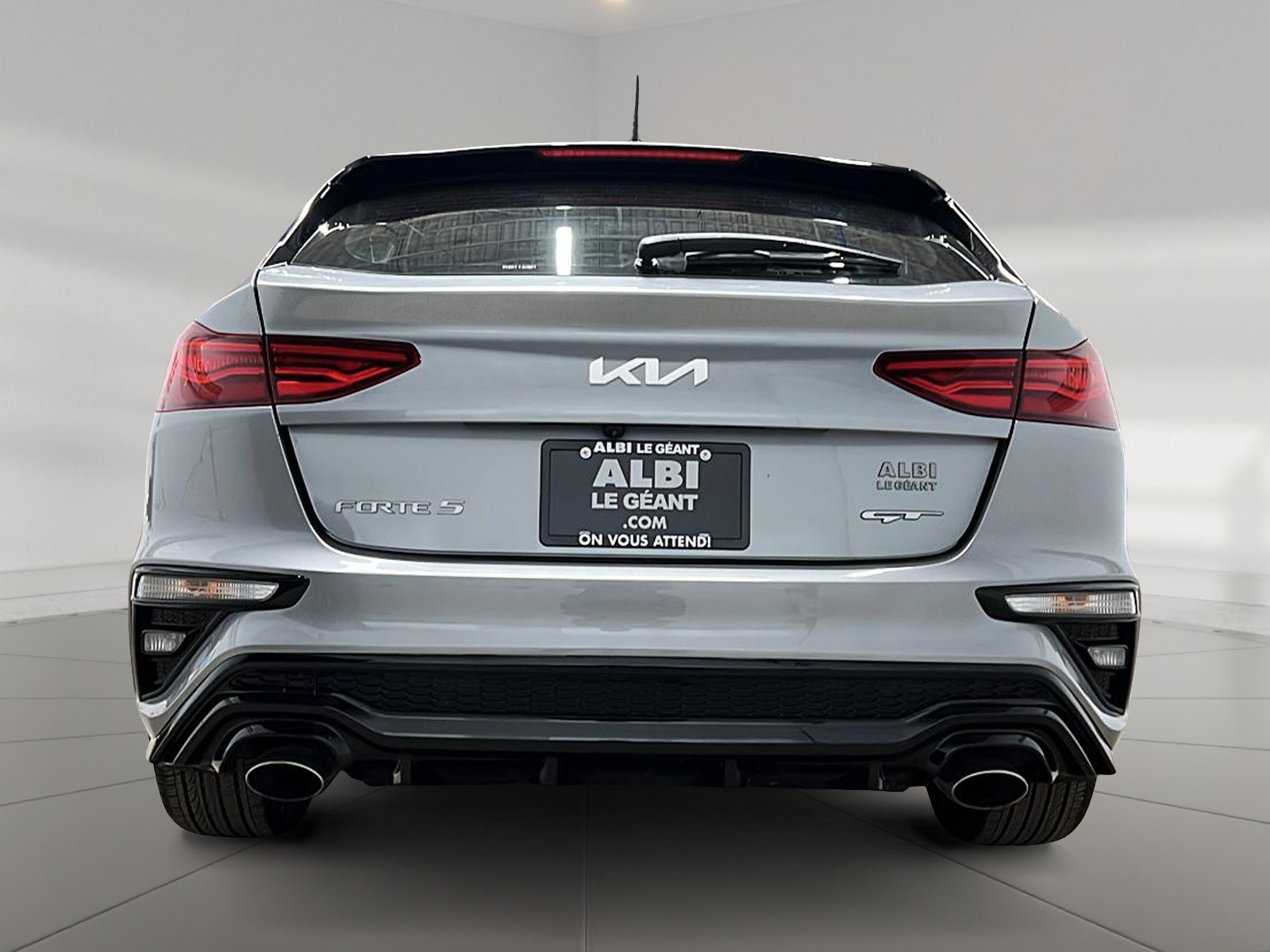 Kia Forte5 GT LIMITED CUIR TOIT NAV 2023 — photo 5