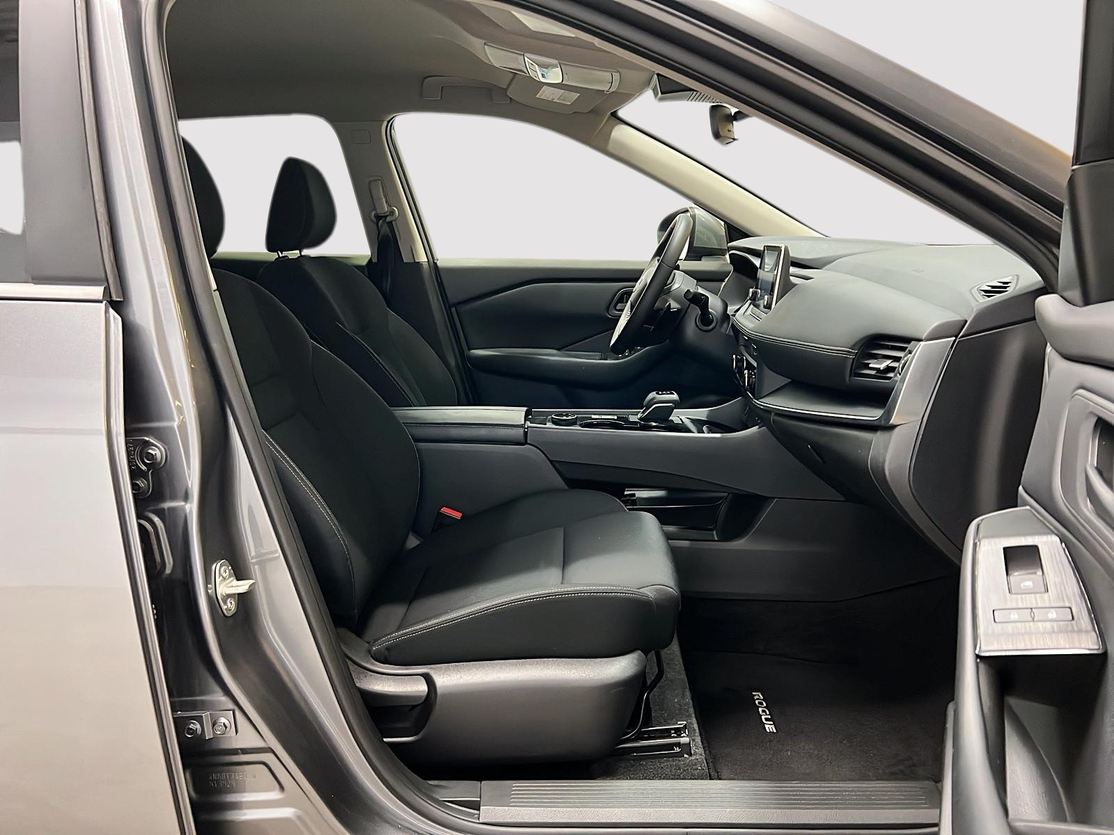 Nissan Rogue S 4RM 2025 — photo 8