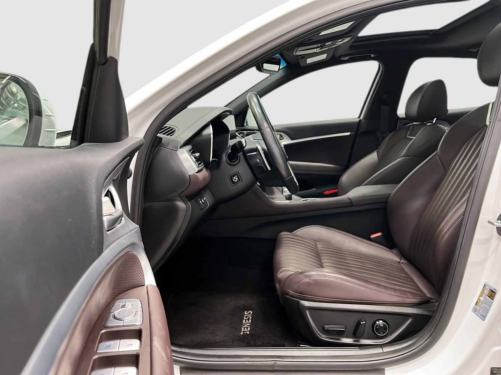 Genesis G70 ADVANCED 2.0T CUIR TOIT NAV 4RM 2023 — photo 7