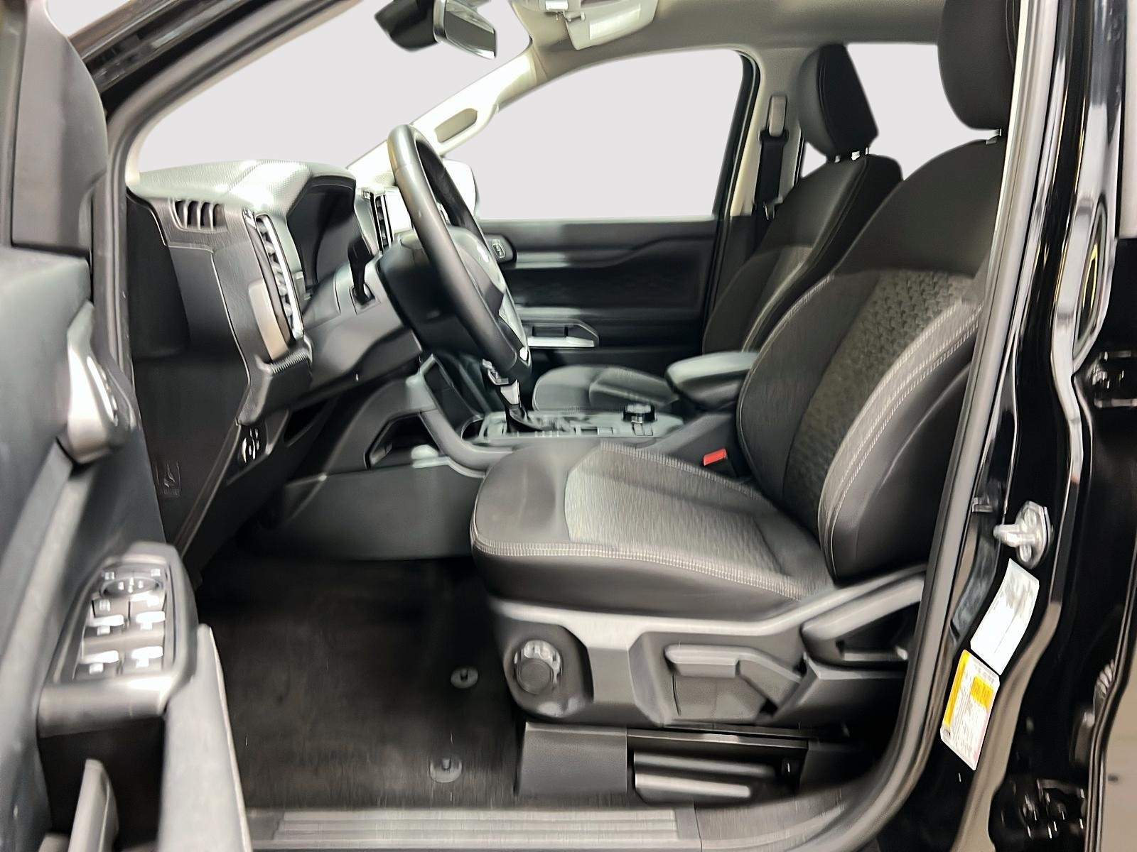 Ford Ranger XLT SUPERCREW NAV 4X4 2024 — photo 7