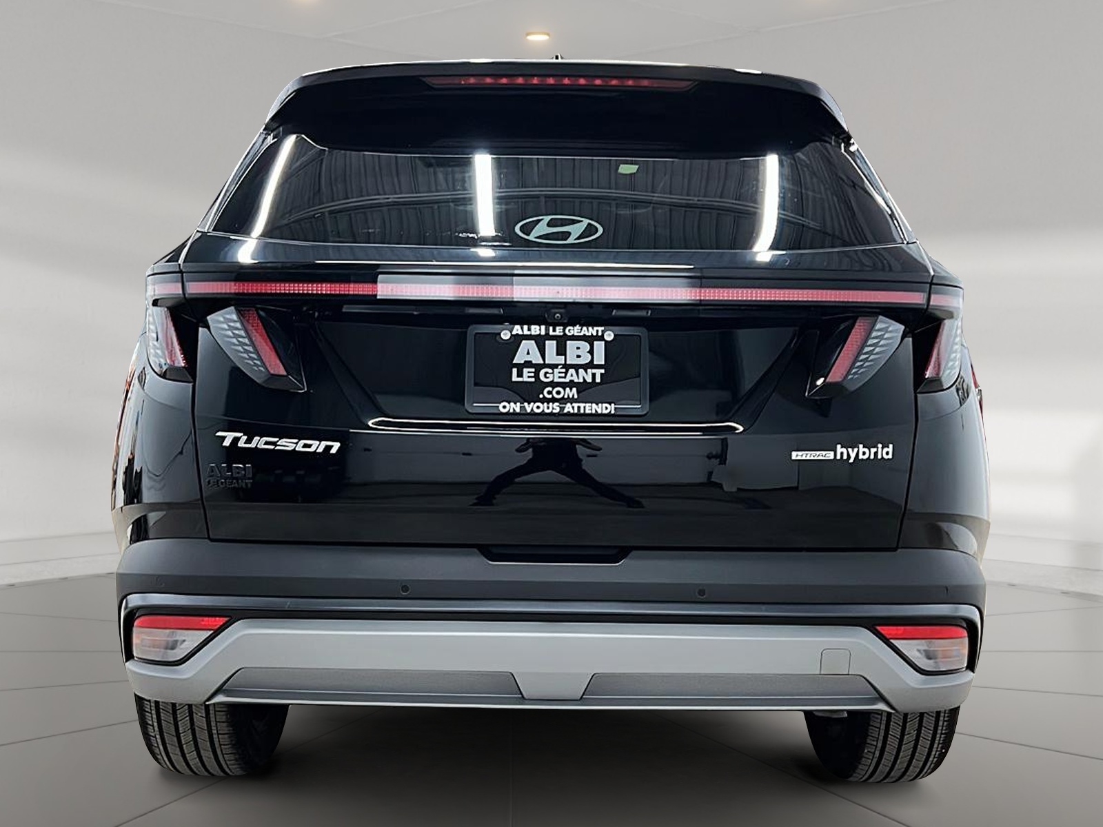 Hyundai Tucson ULTIMATE HYBRIDE CUIR TOIT PANO NAV 4RM 2025 — photo 5