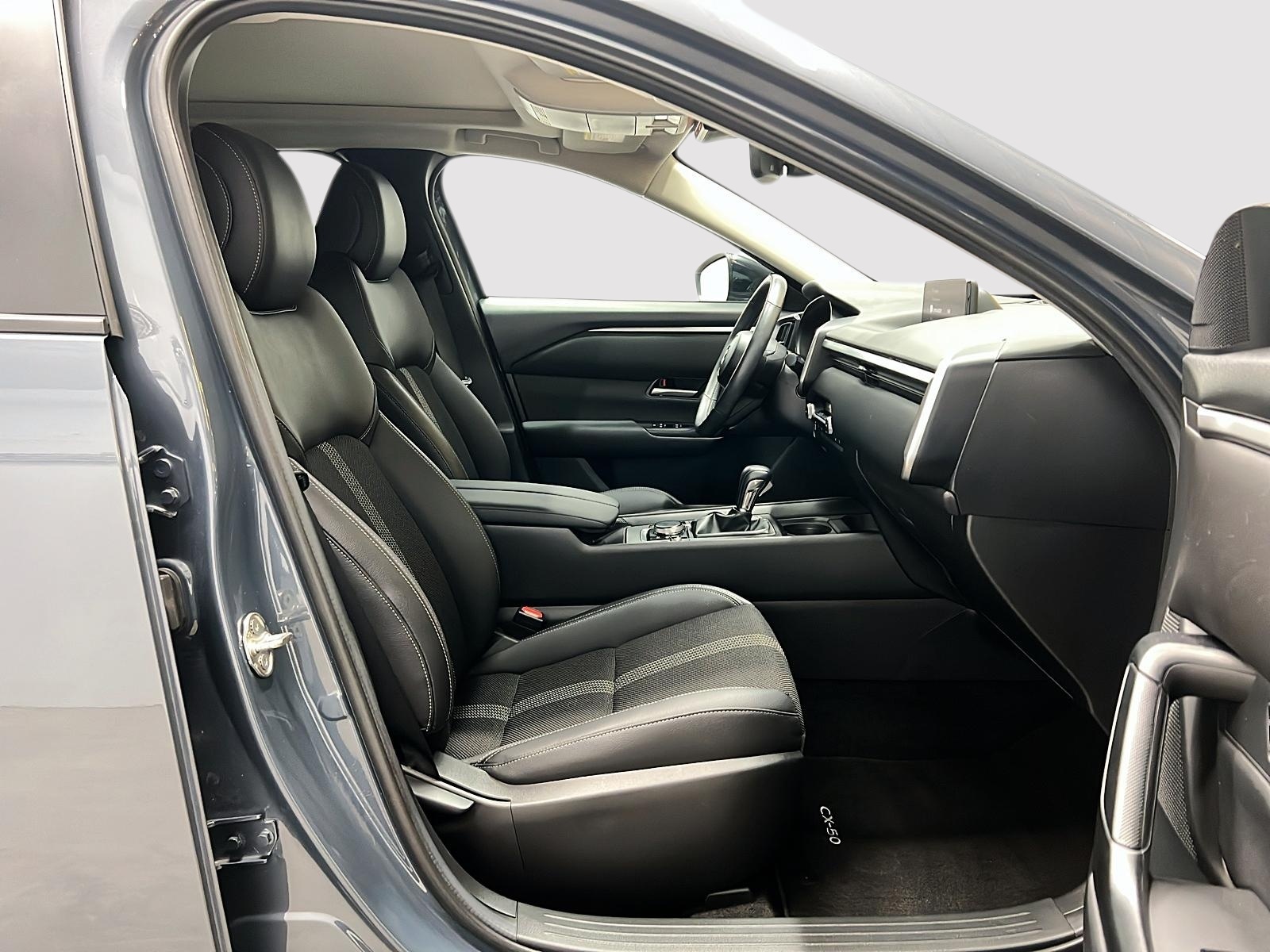 Mazda CX-50 GS-L TOIT PANO 4RM 2024 — photo 8