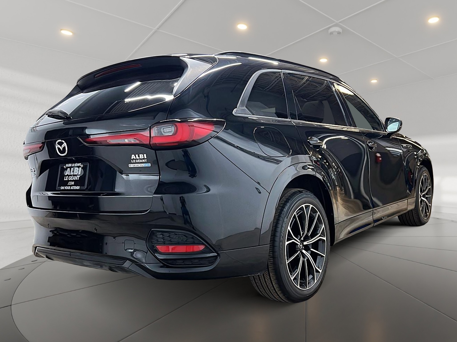 Mazda CX-70 GT PHEV CUIR TOIT PANO NAV 4RM 2025 — photo 4