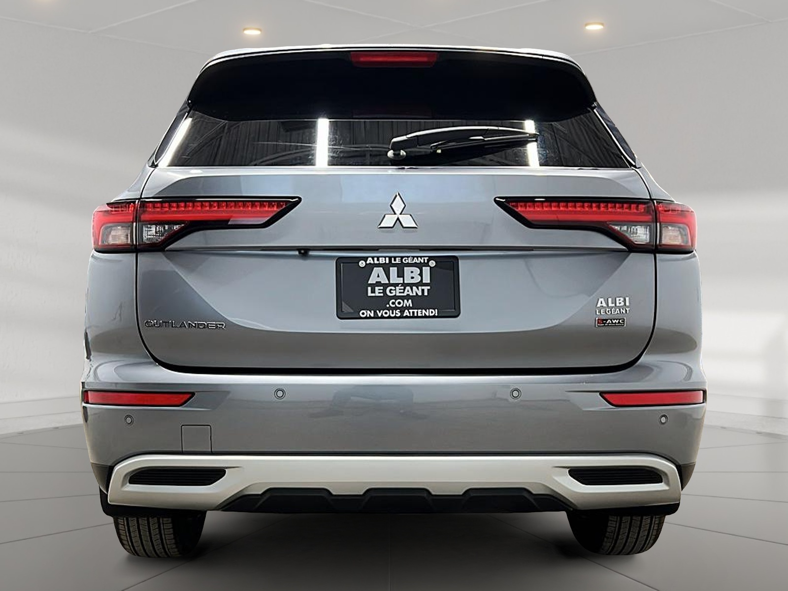 Mitsubishi Outlander SE S TOIT PANO AWC 2024 — photo 5