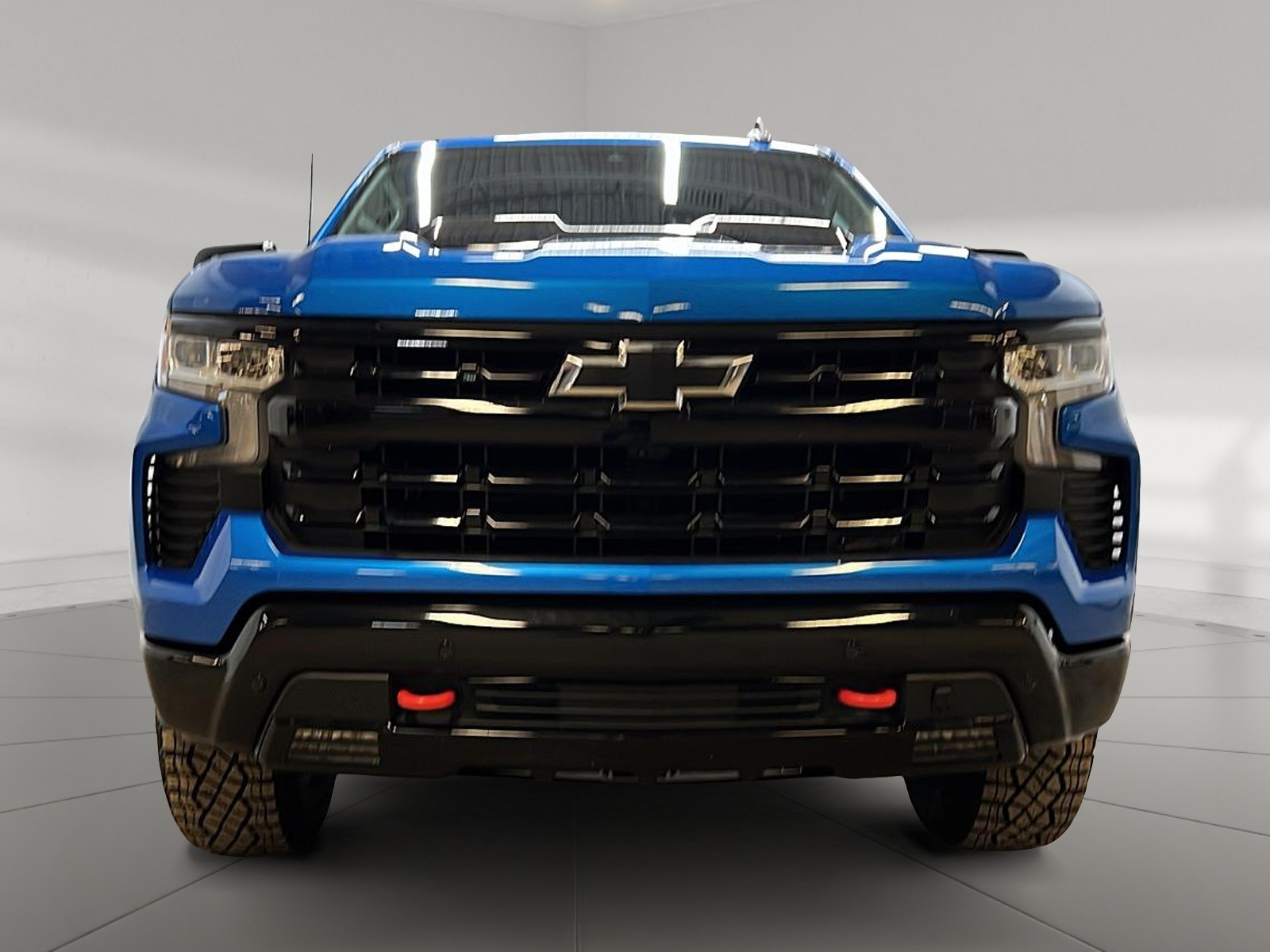 Chevrolet Silverado 1500 2LT TRAIL BOSS Z71 DURAMAX CUIR NAV 4X4 2025 — photo 2