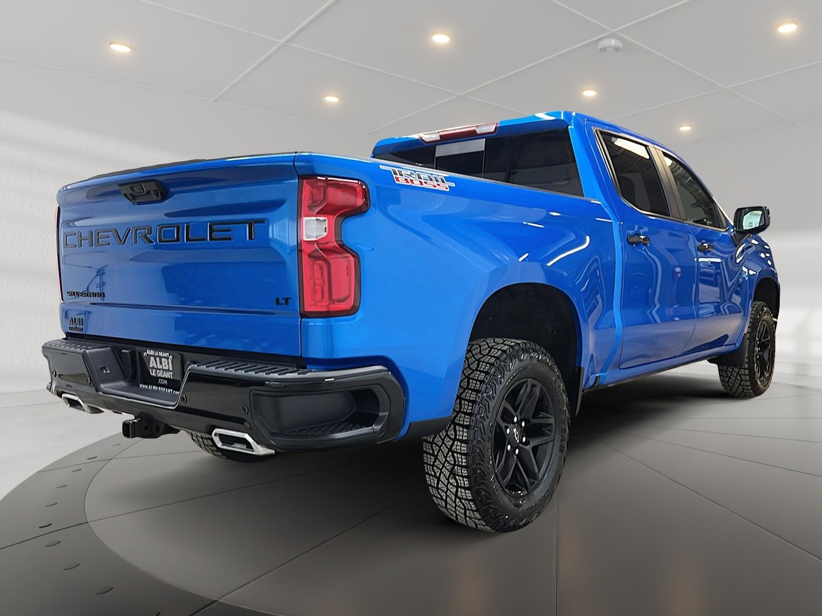Chevrolet Silverado 1500 2LT TRAIL BOSS Z71 DURAMAX CUIR NAV 4X4 2025 — photo 4