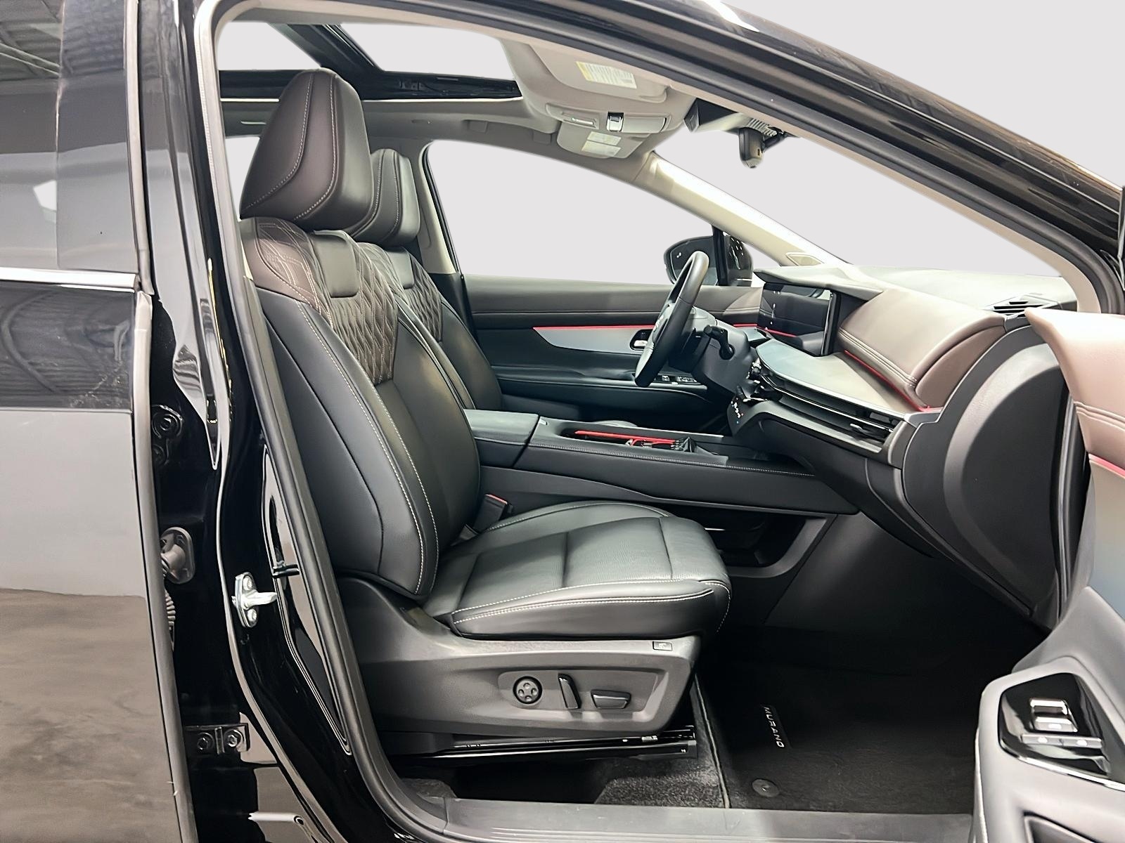 Nissan Murano PLATINUM CUIR TOIT PANO NAV 4RM 2025 — photo 8