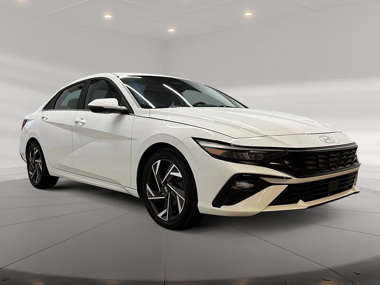 Hyundai Elantra LUXURY CUIR TOIT NAV 2024 — photo 3