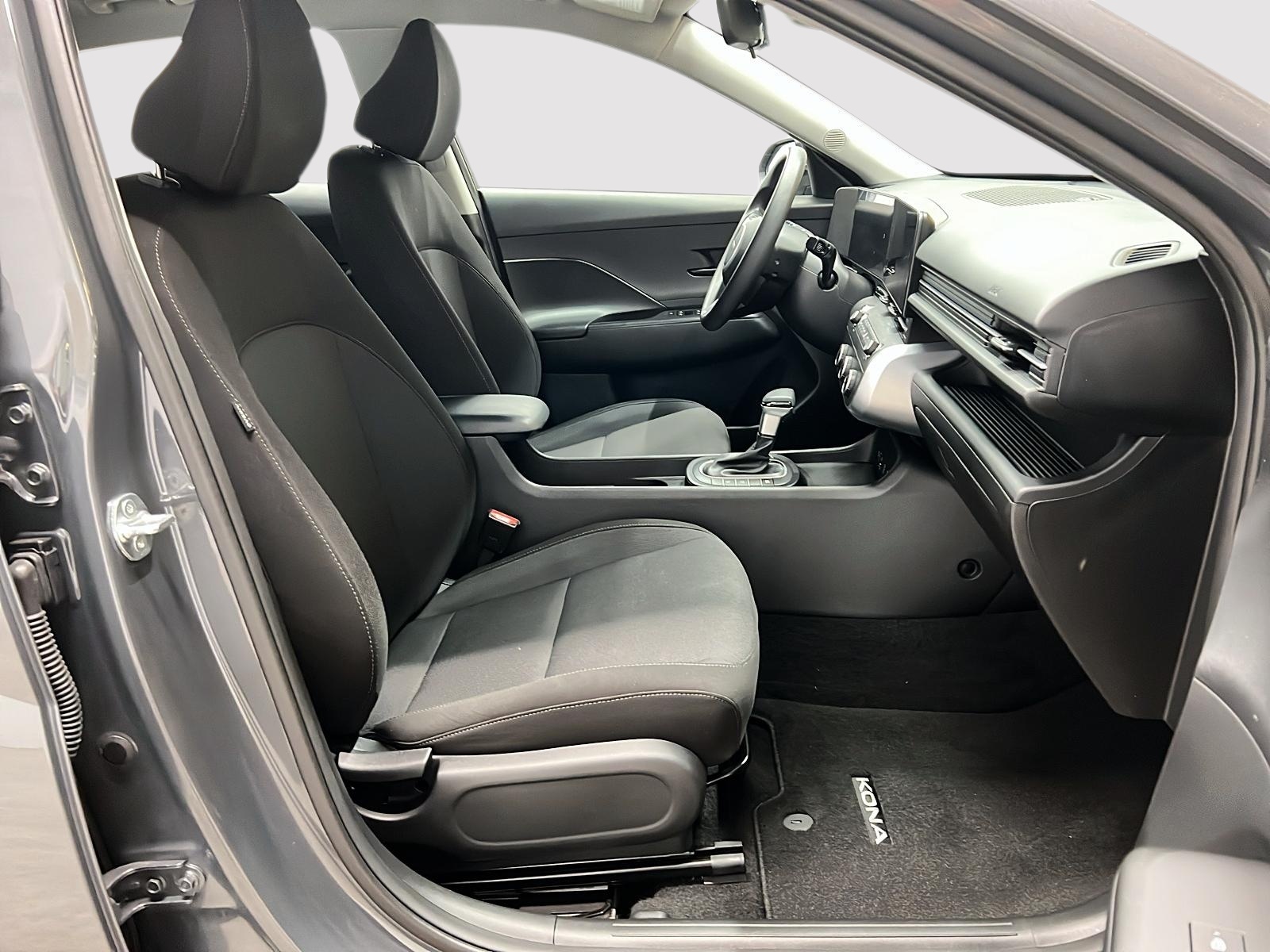 Hyundai Kona ESSENTIAL 4RM 2024 — photo 8